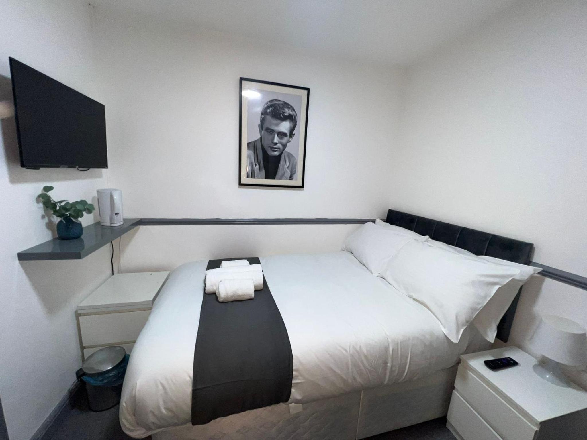 Standard Double Room photo 3