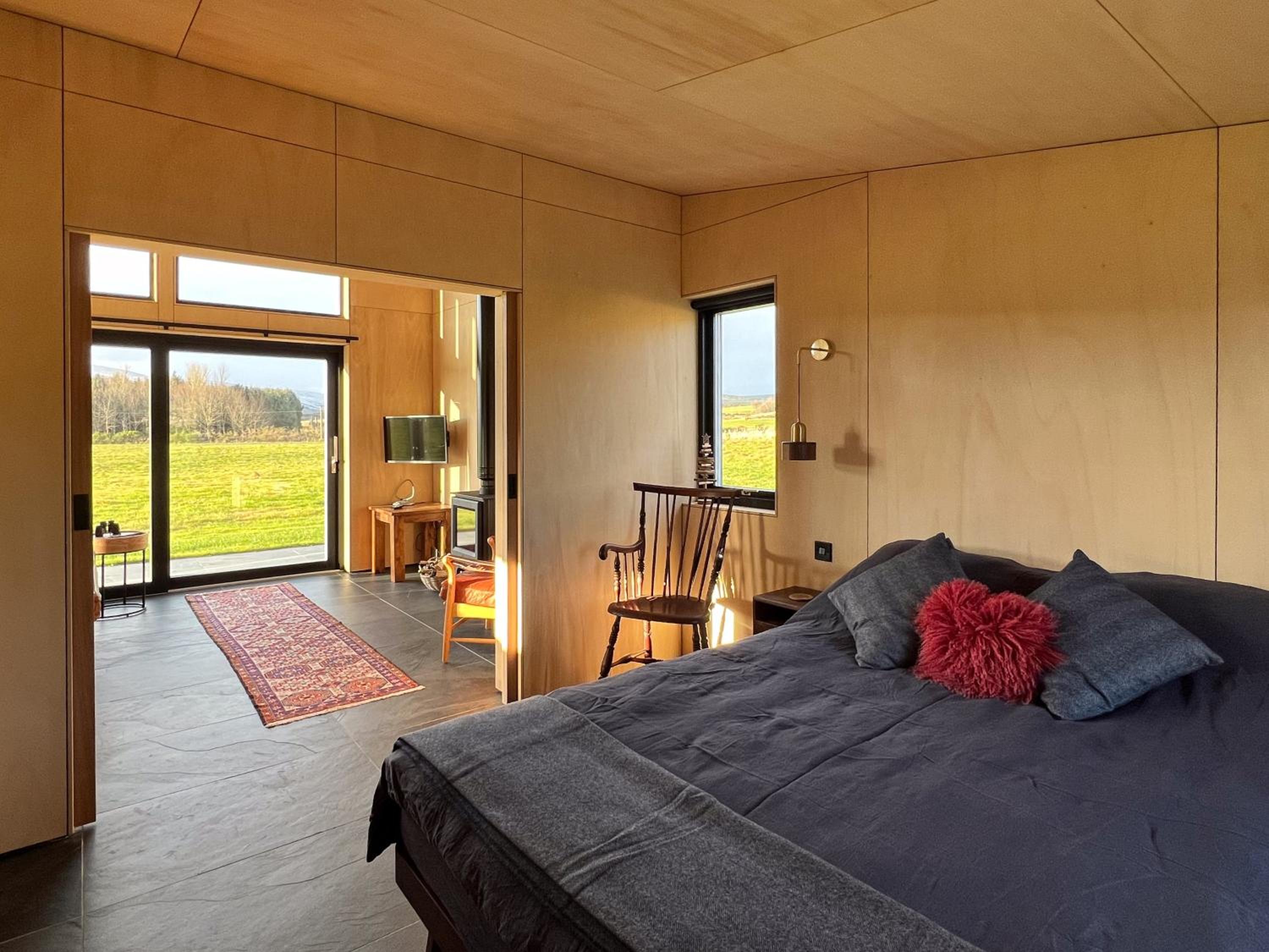 One-Bedroom House photo 3