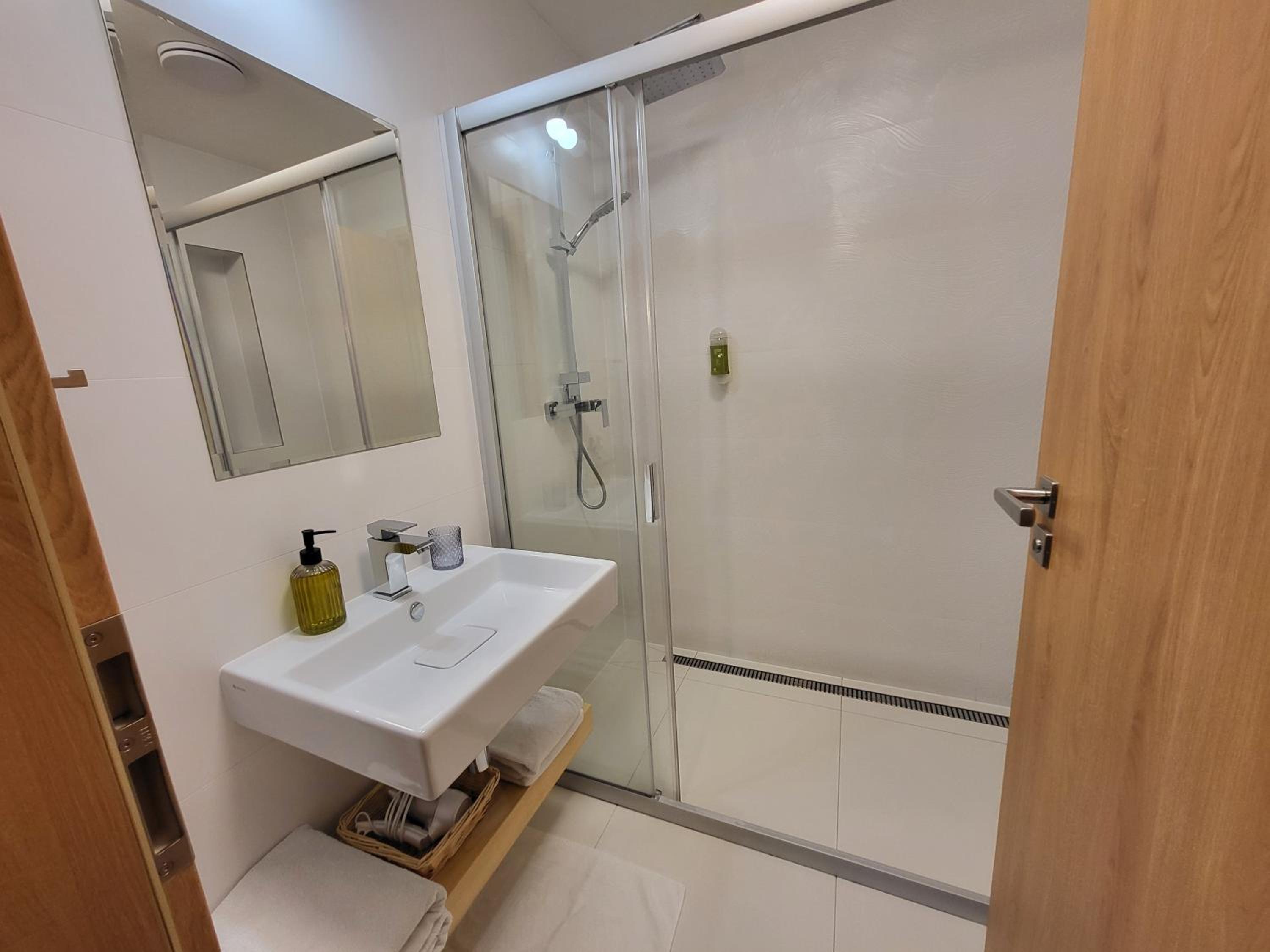 Double or Twin Room photo 3