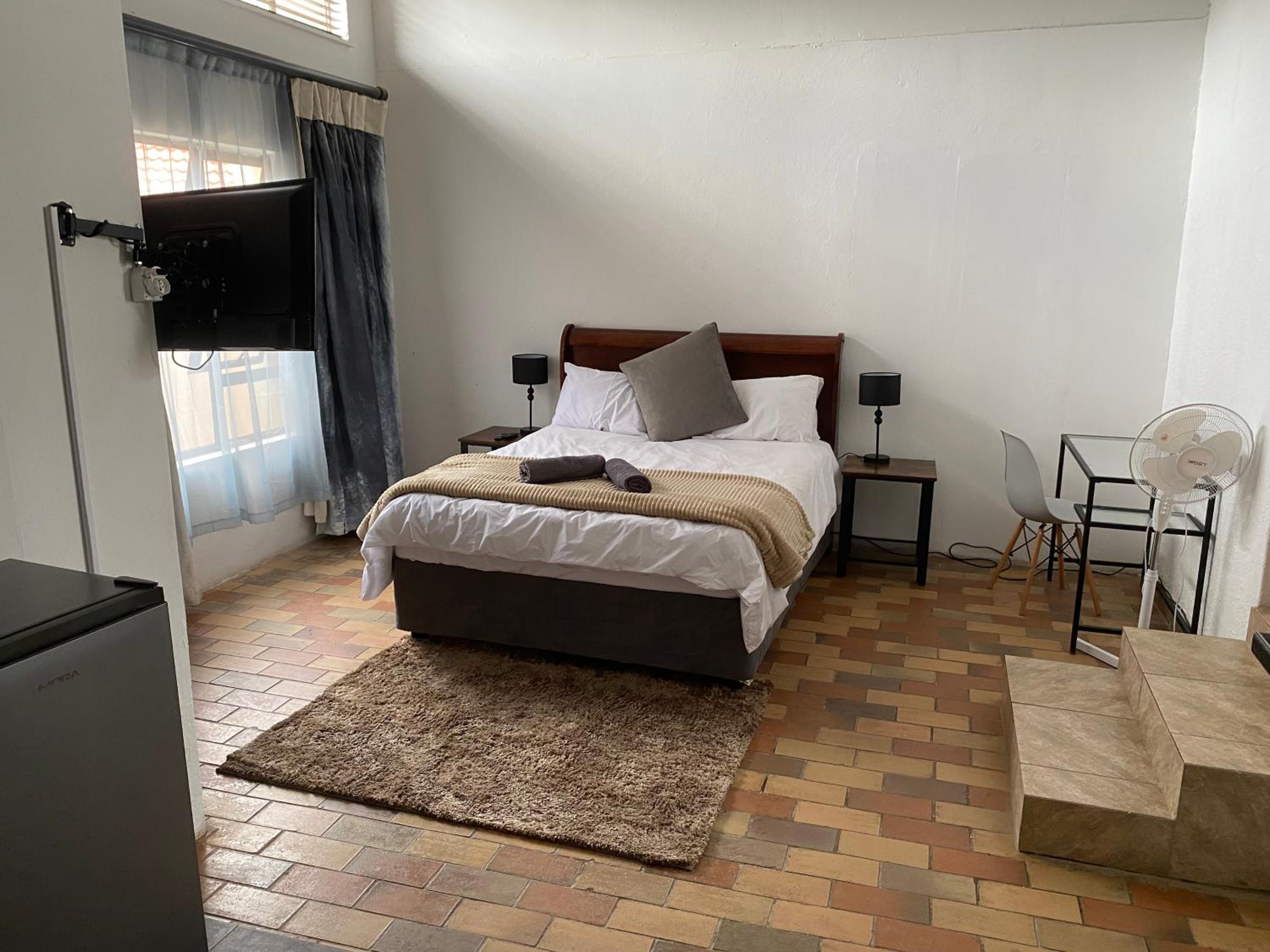 Standard Double Room photo 1