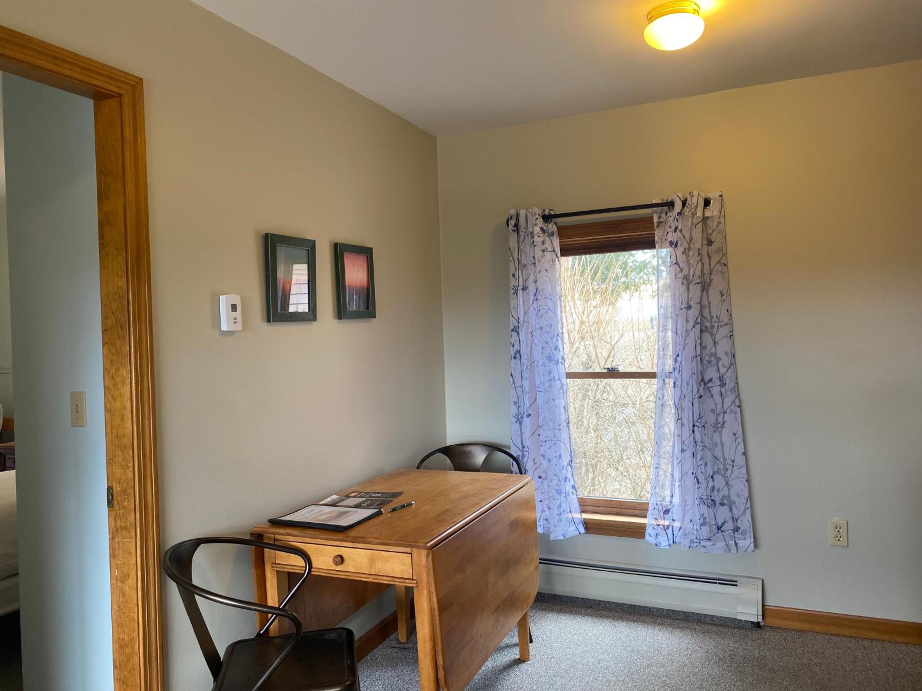 Two-Bedroom Suite photo 3
