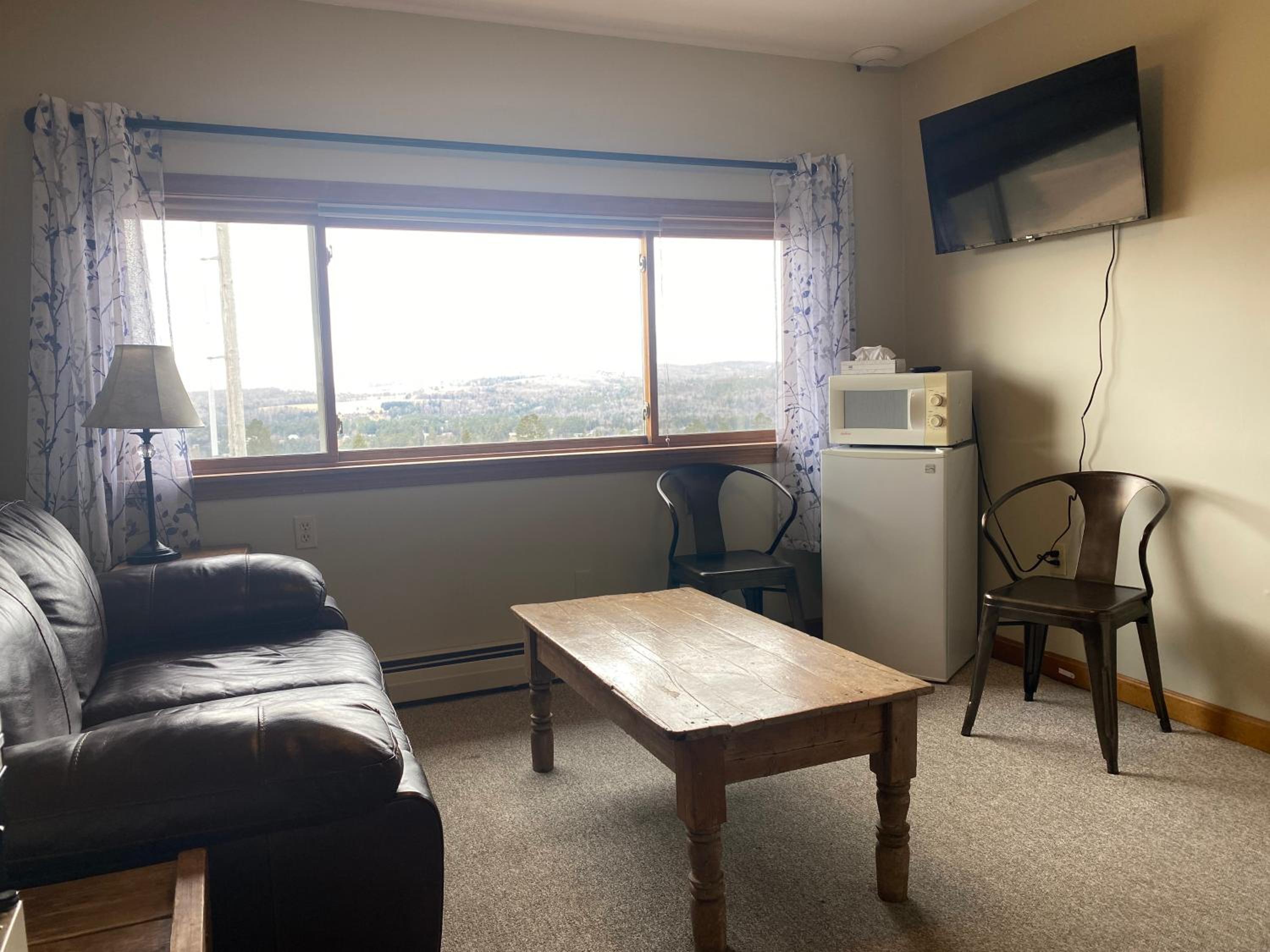 Two-Bedroom Suite photo 1