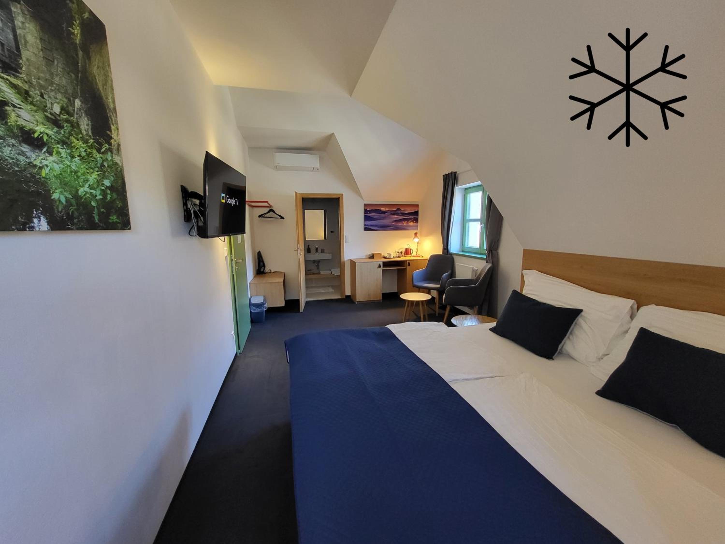 Superior King Room photo 1
