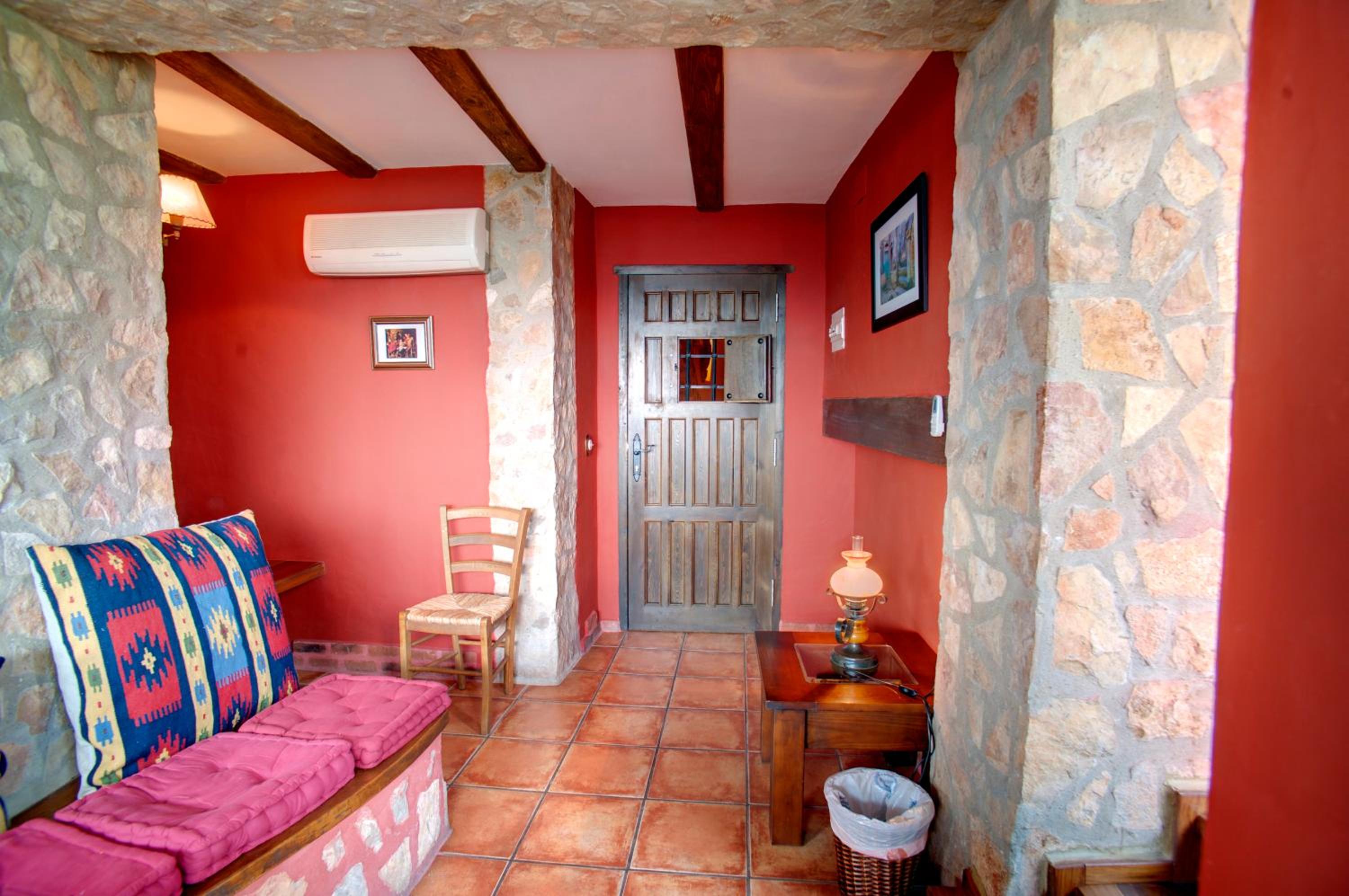 Deluxe Double Room with Bath photo 2