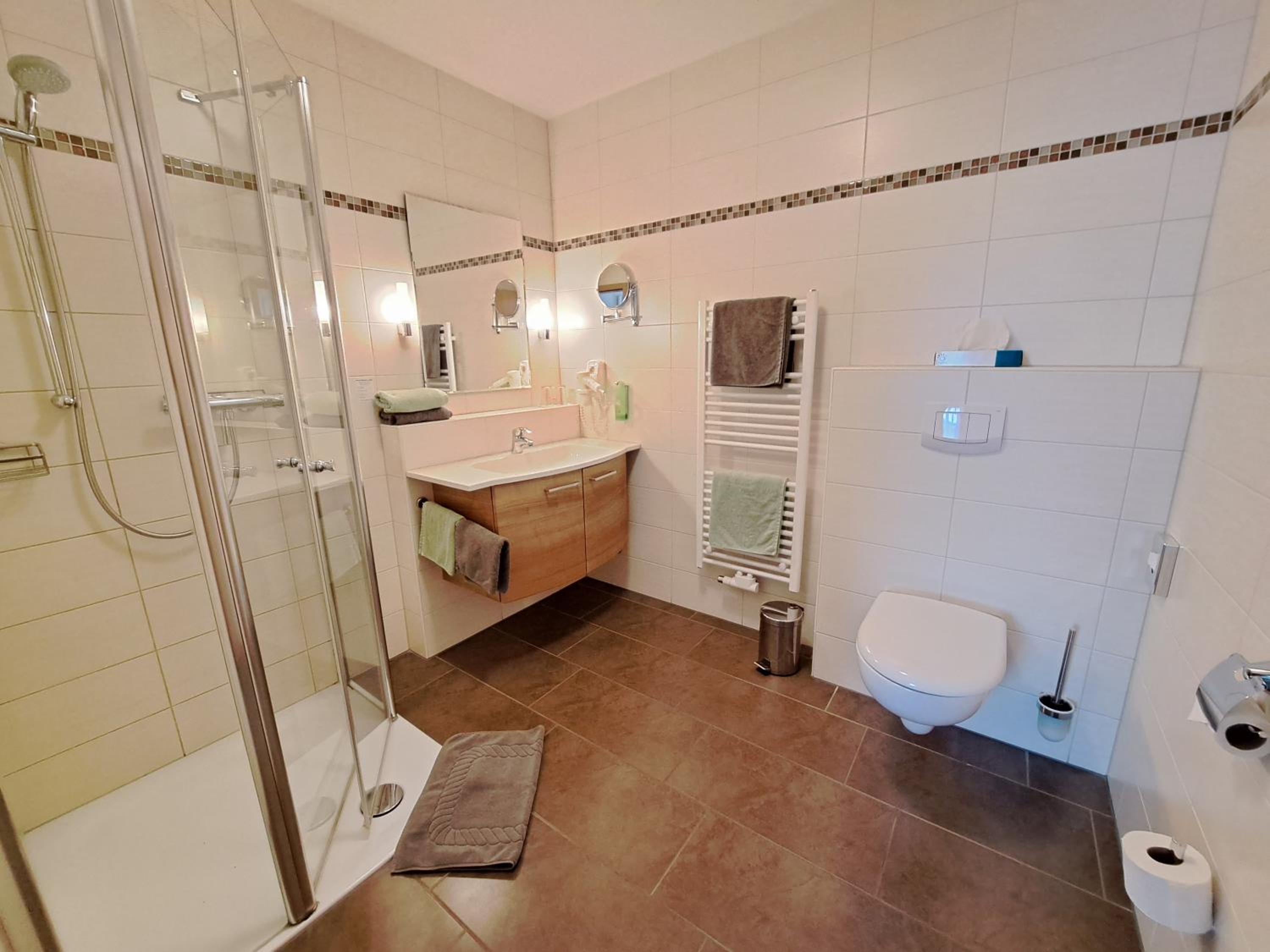 Double or Twin Room - Photo 2