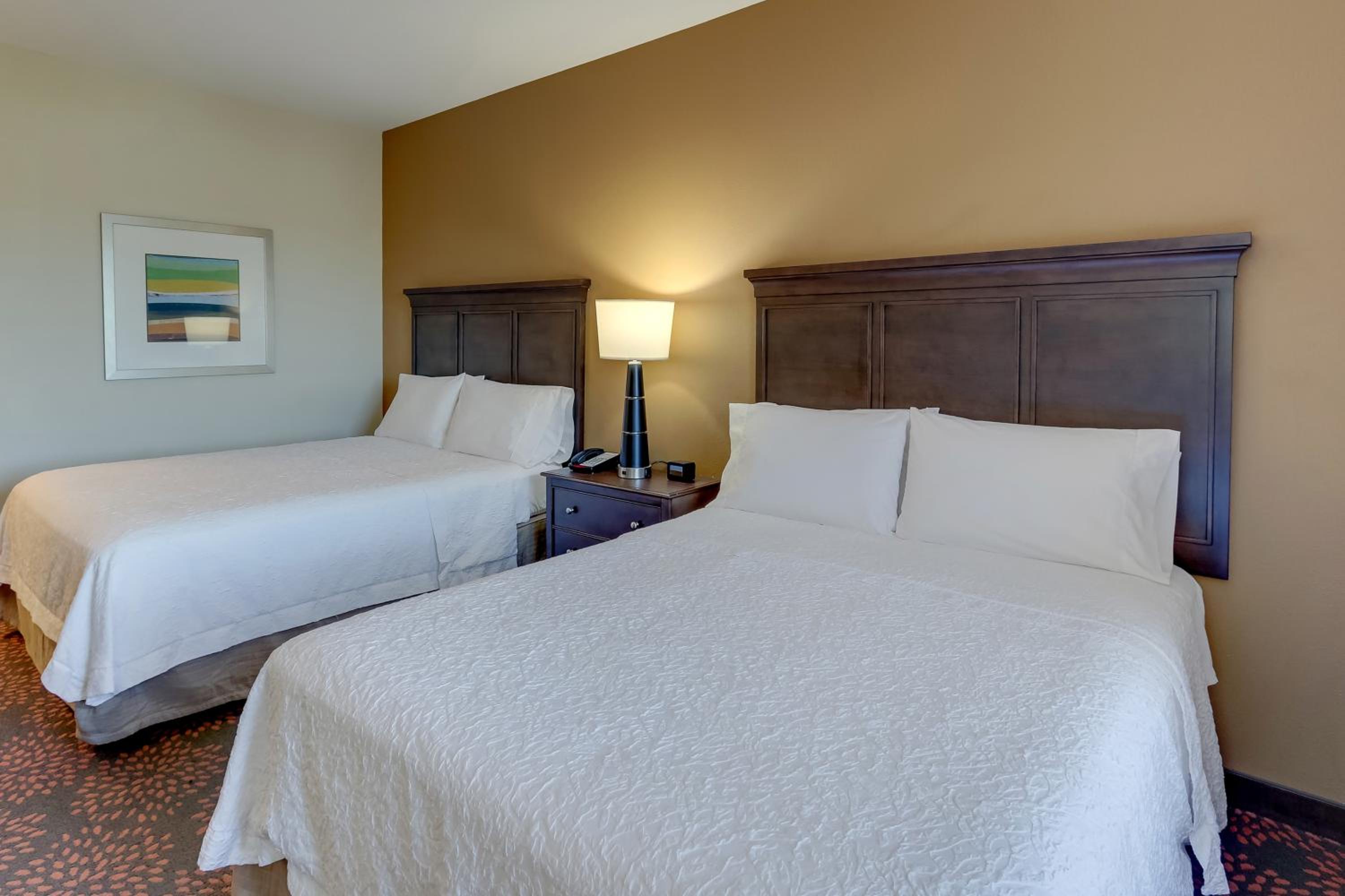 Queen Room with Two Queen Beds - Hearing Access/Non-Smoking