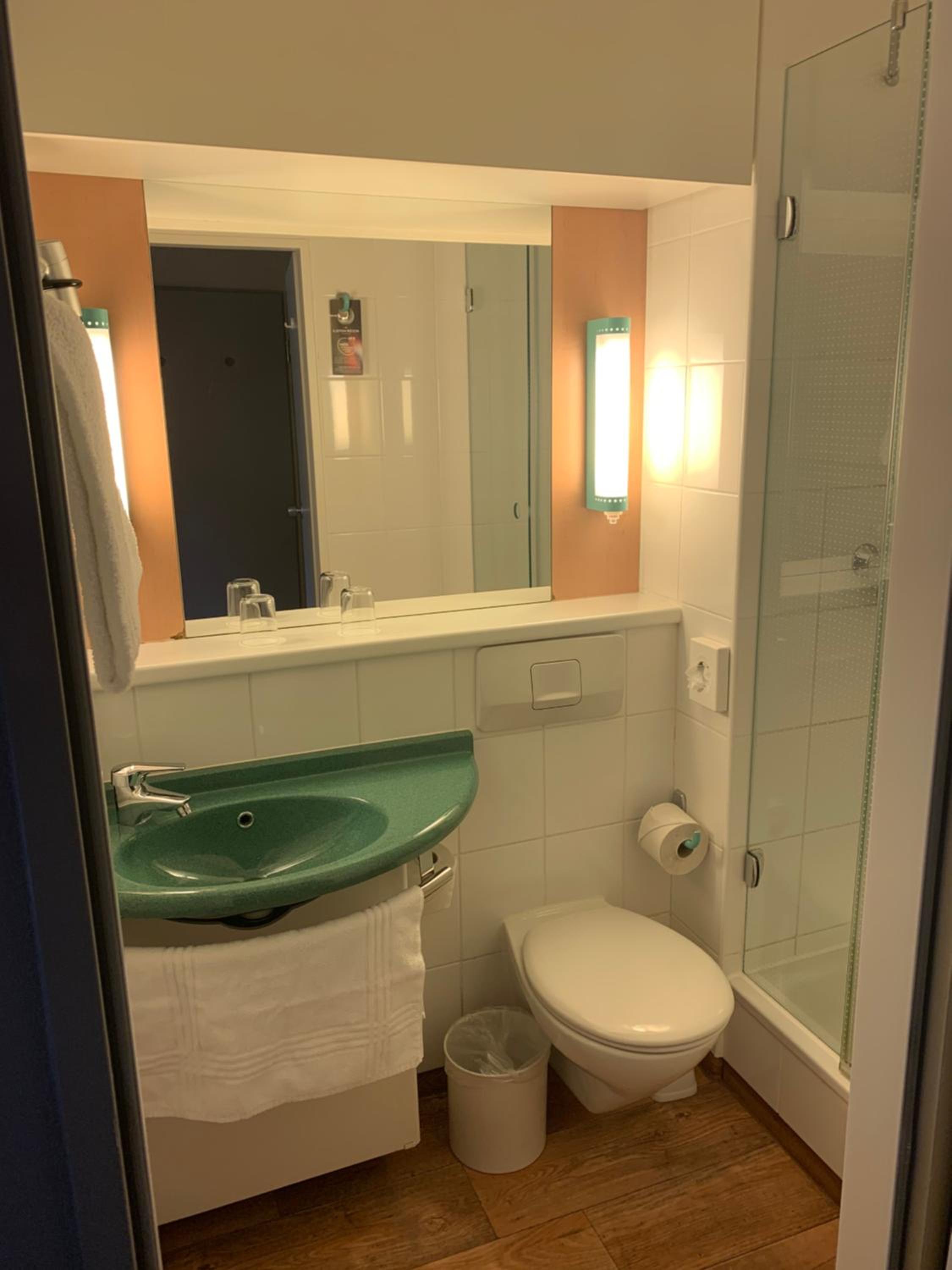Double Room - Photo 3