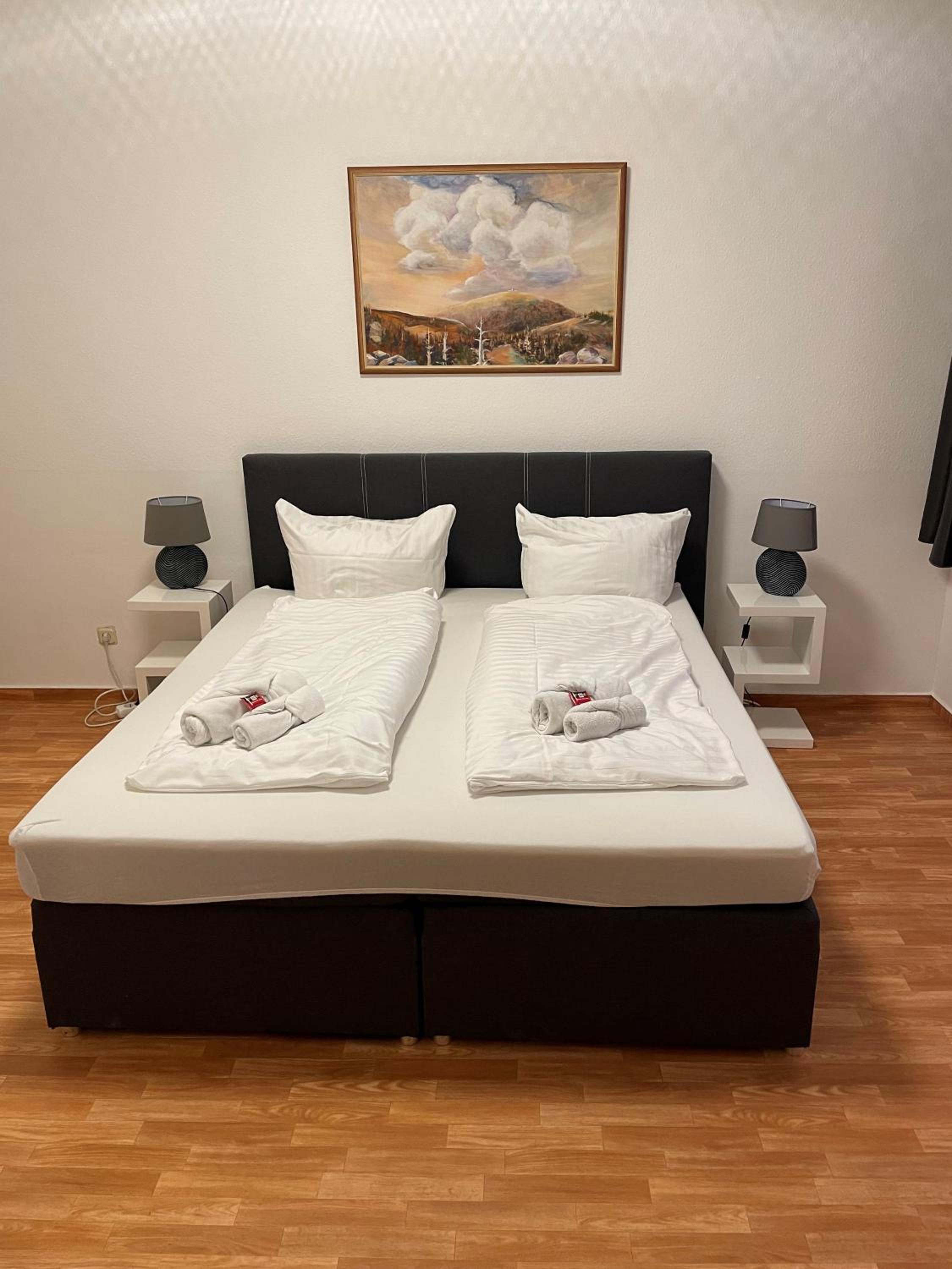 One-Bedroom Apartment photo 3