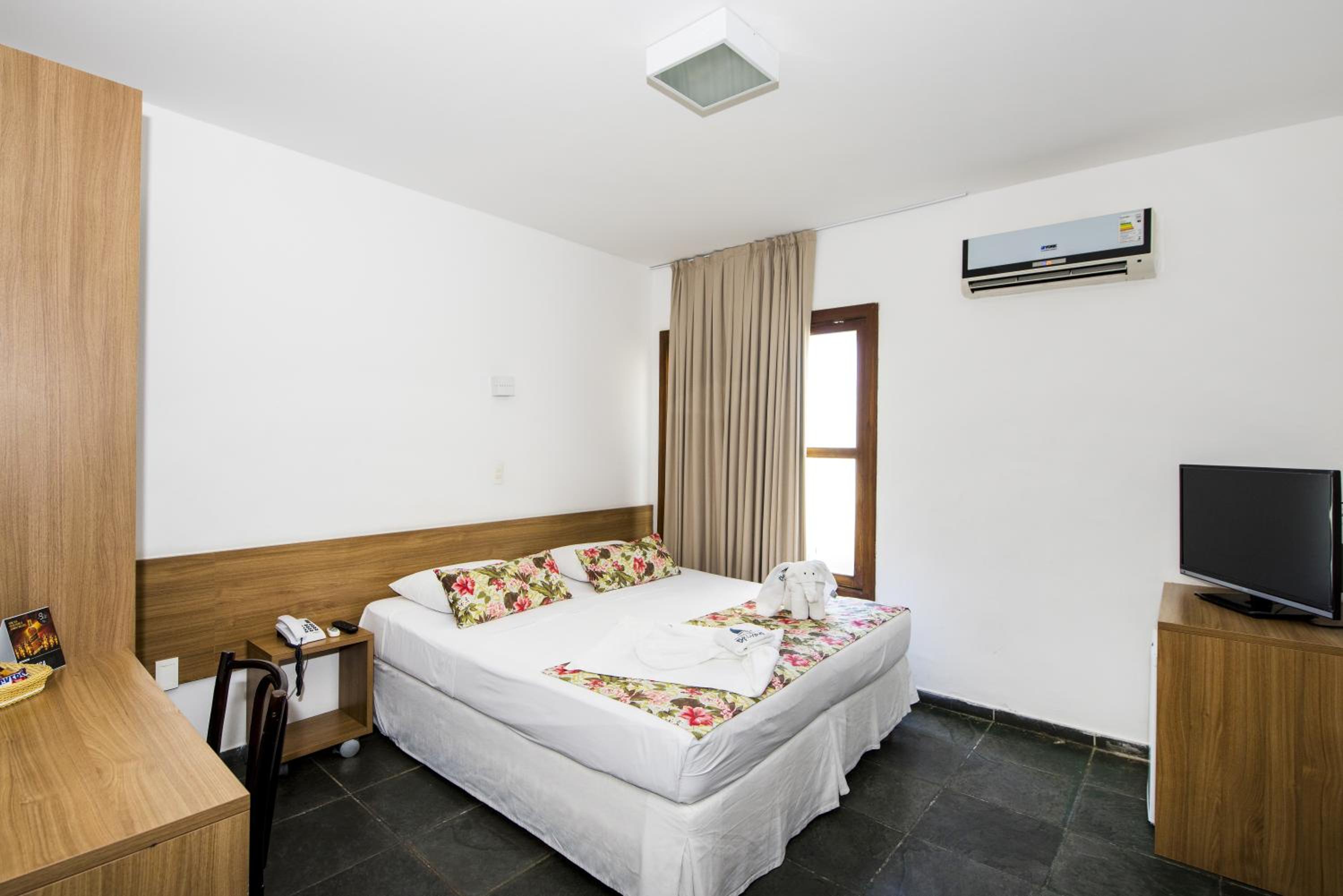 Standard Double or Twin Room - Photo 4