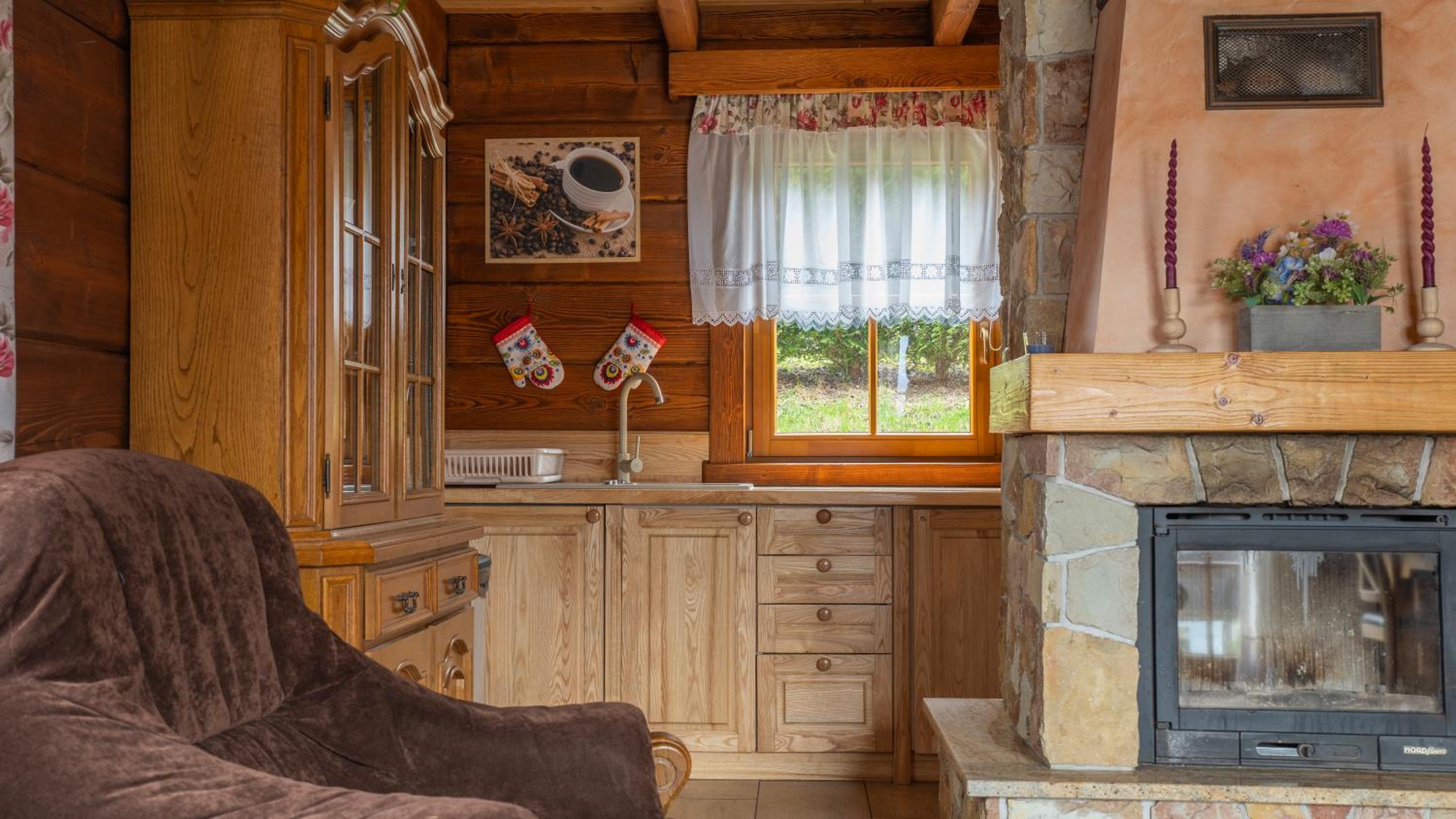 Two-Bedroom Chalet - Photo 18