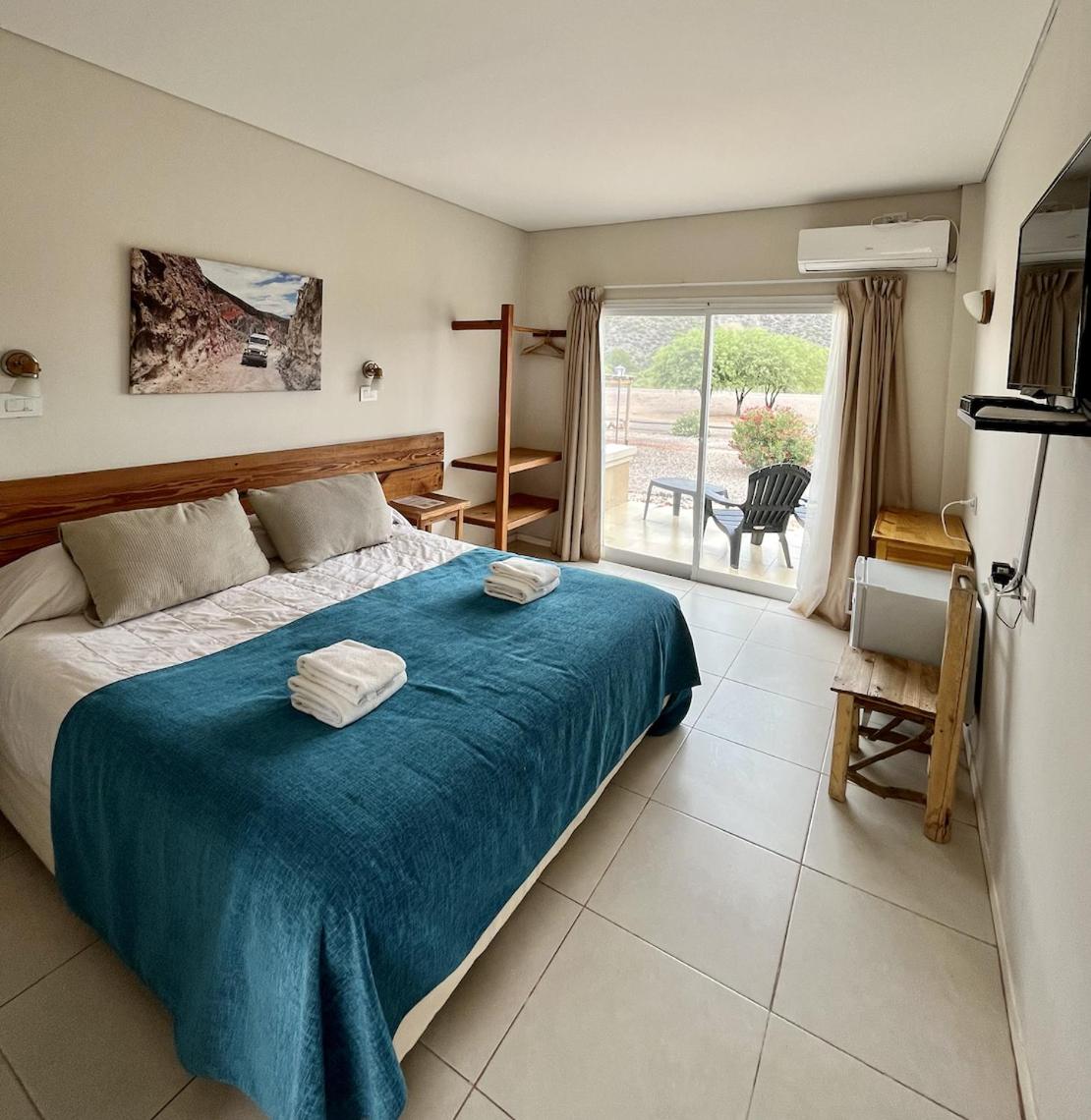Deluxe Queen Room