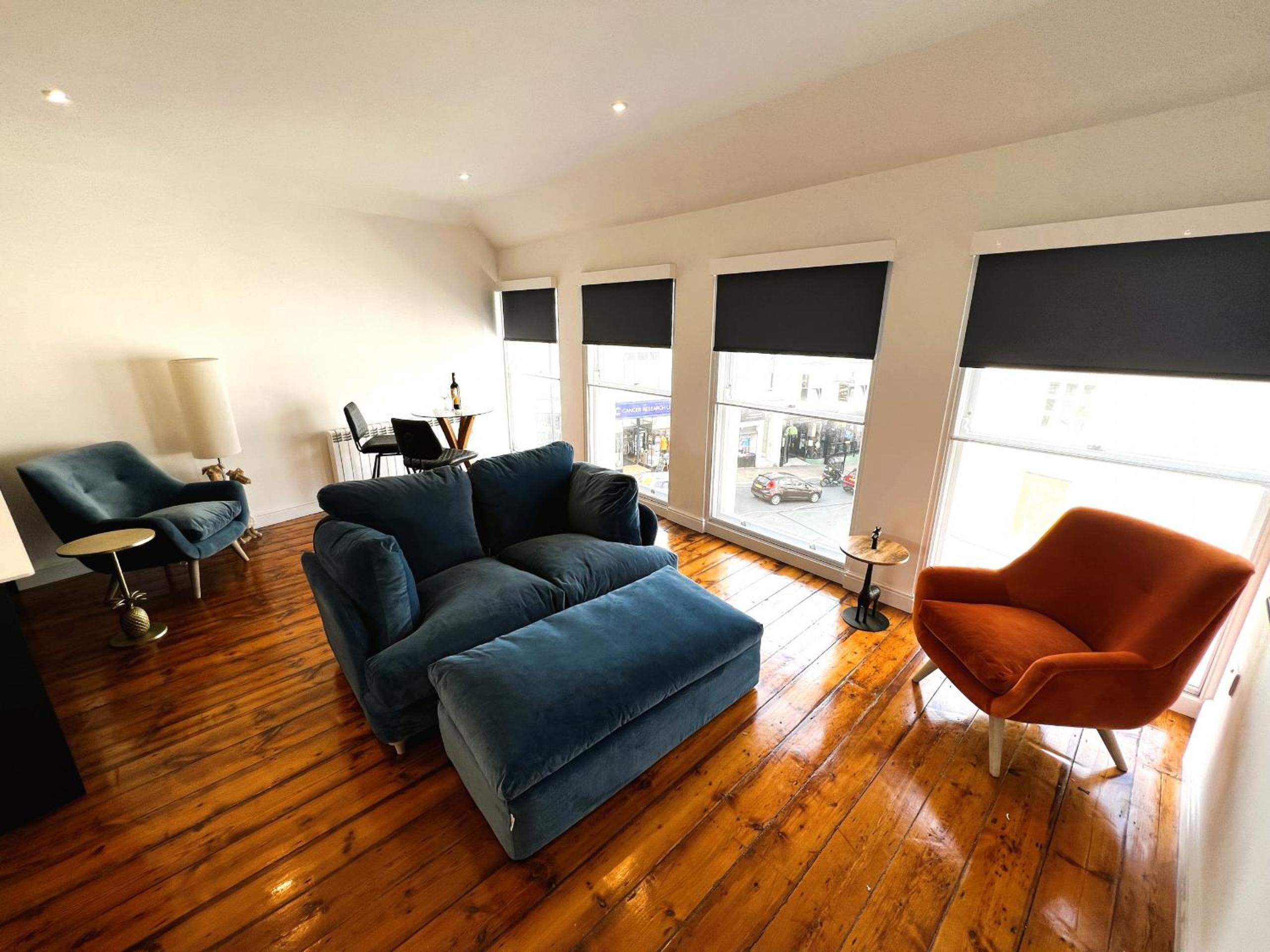 Apartment photo 3