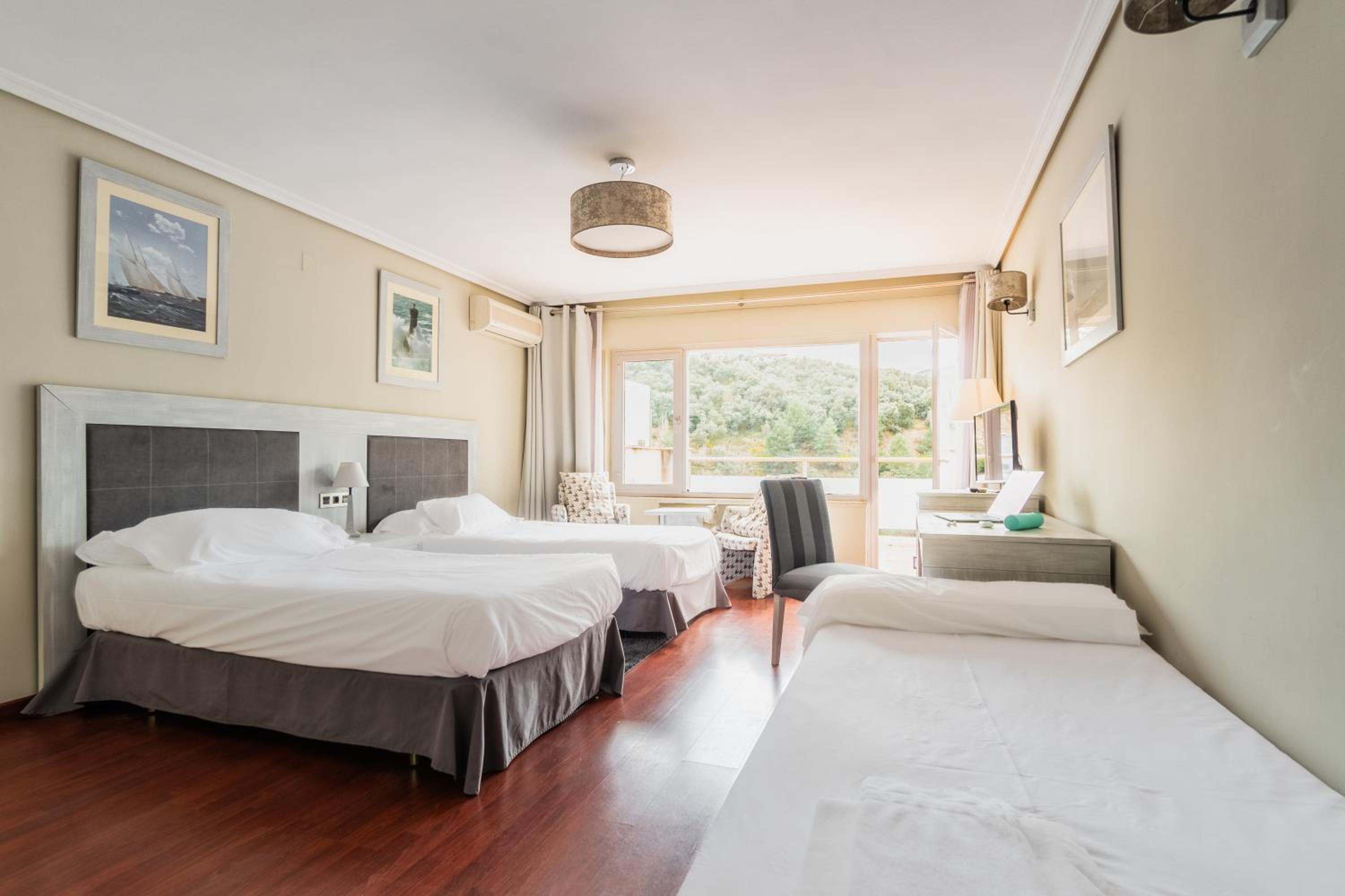 Triple Room - Photo 1