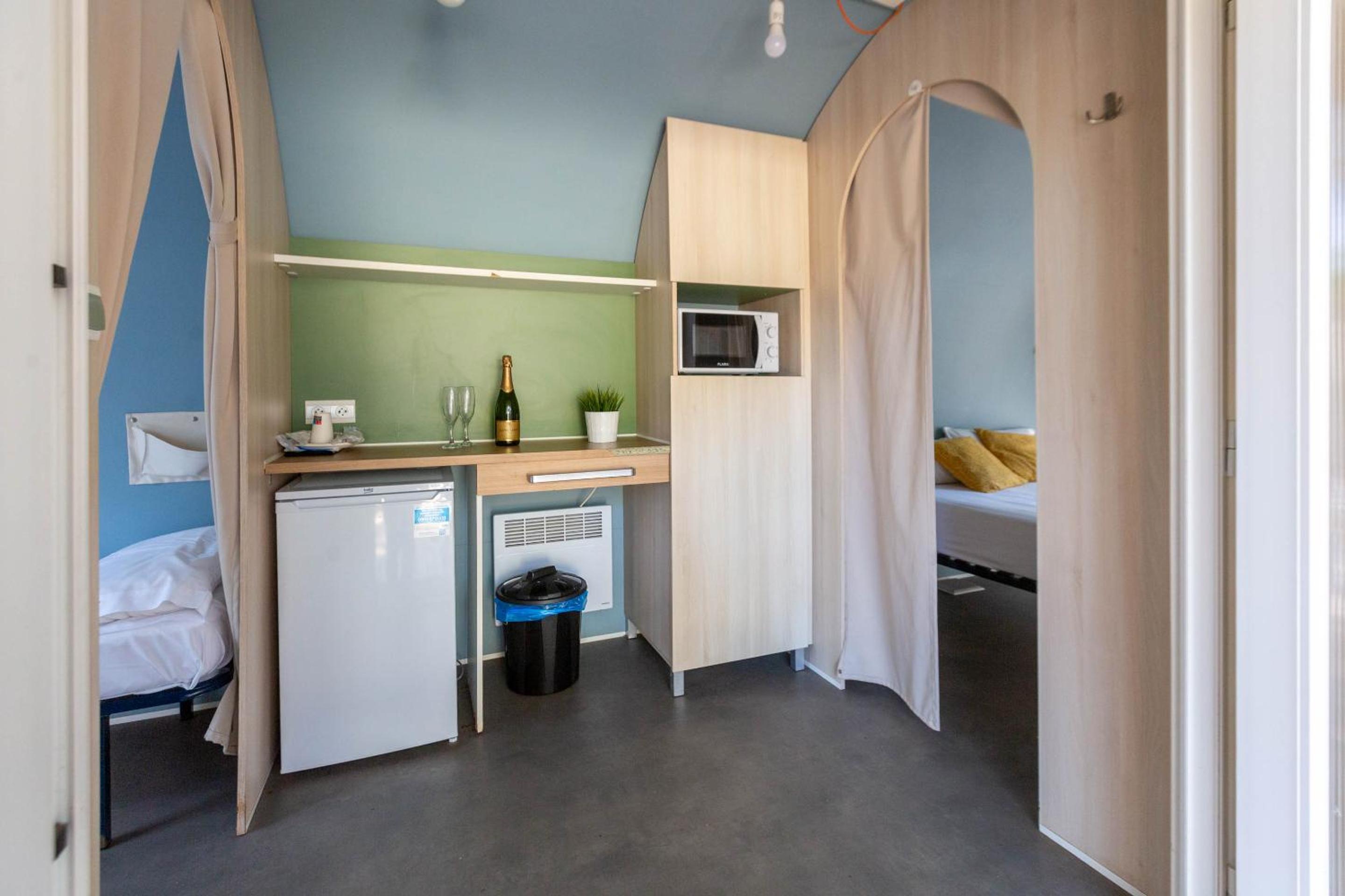 Mobile Home photo 2
