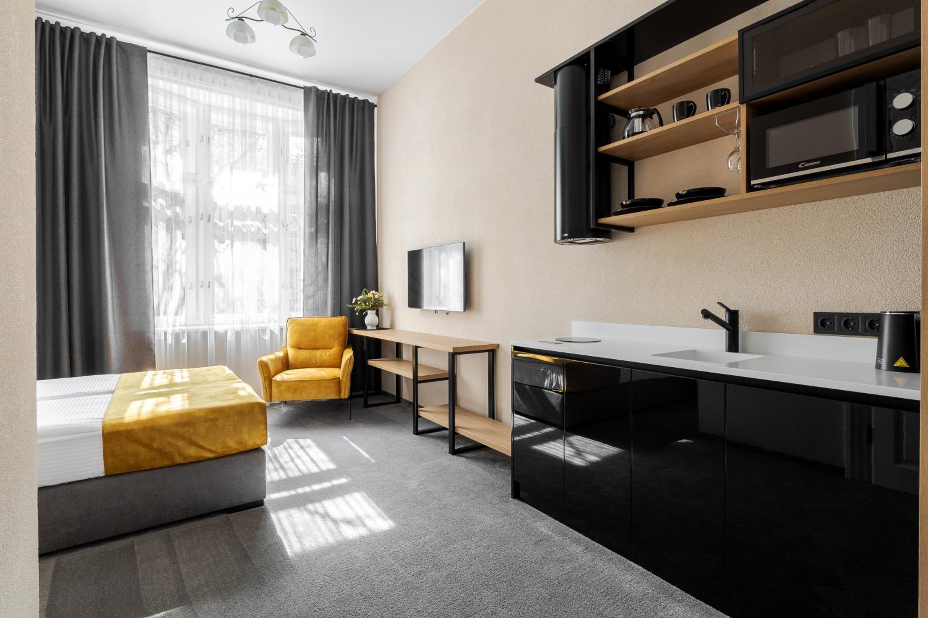 Studio Apartment photo 3