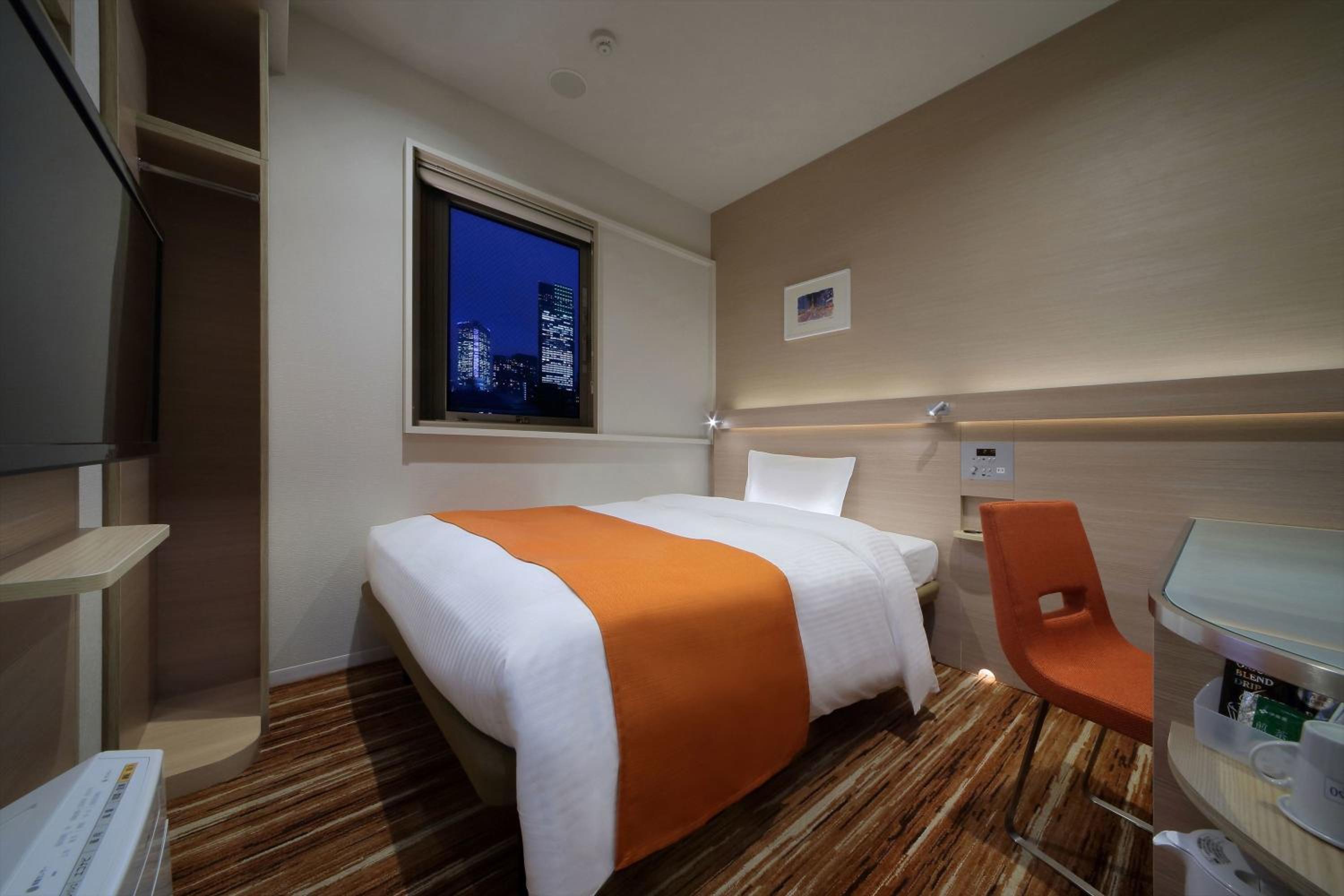 Single Room - Non-Smoking photo 3