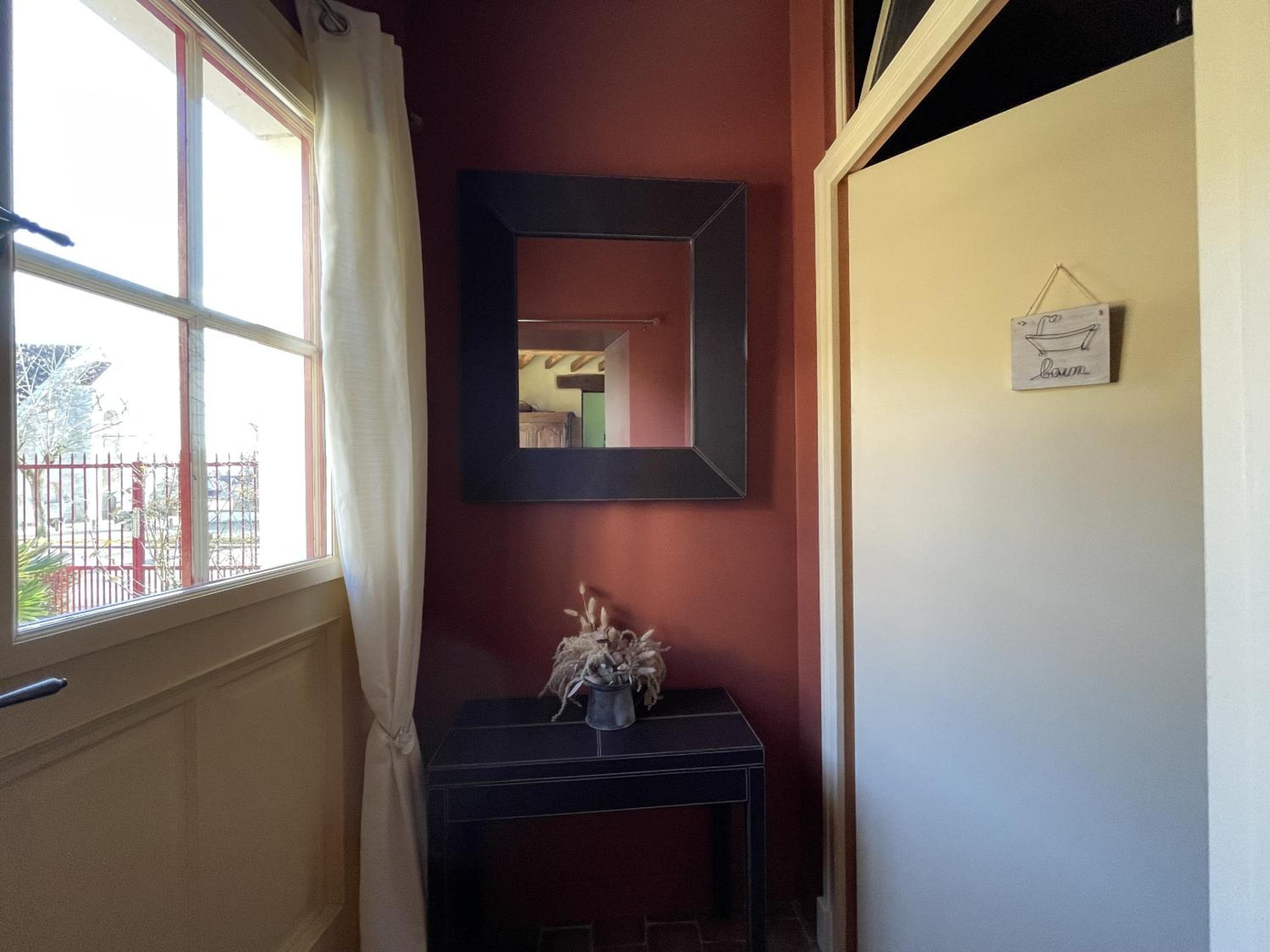 Four-Bedroom House photo 2