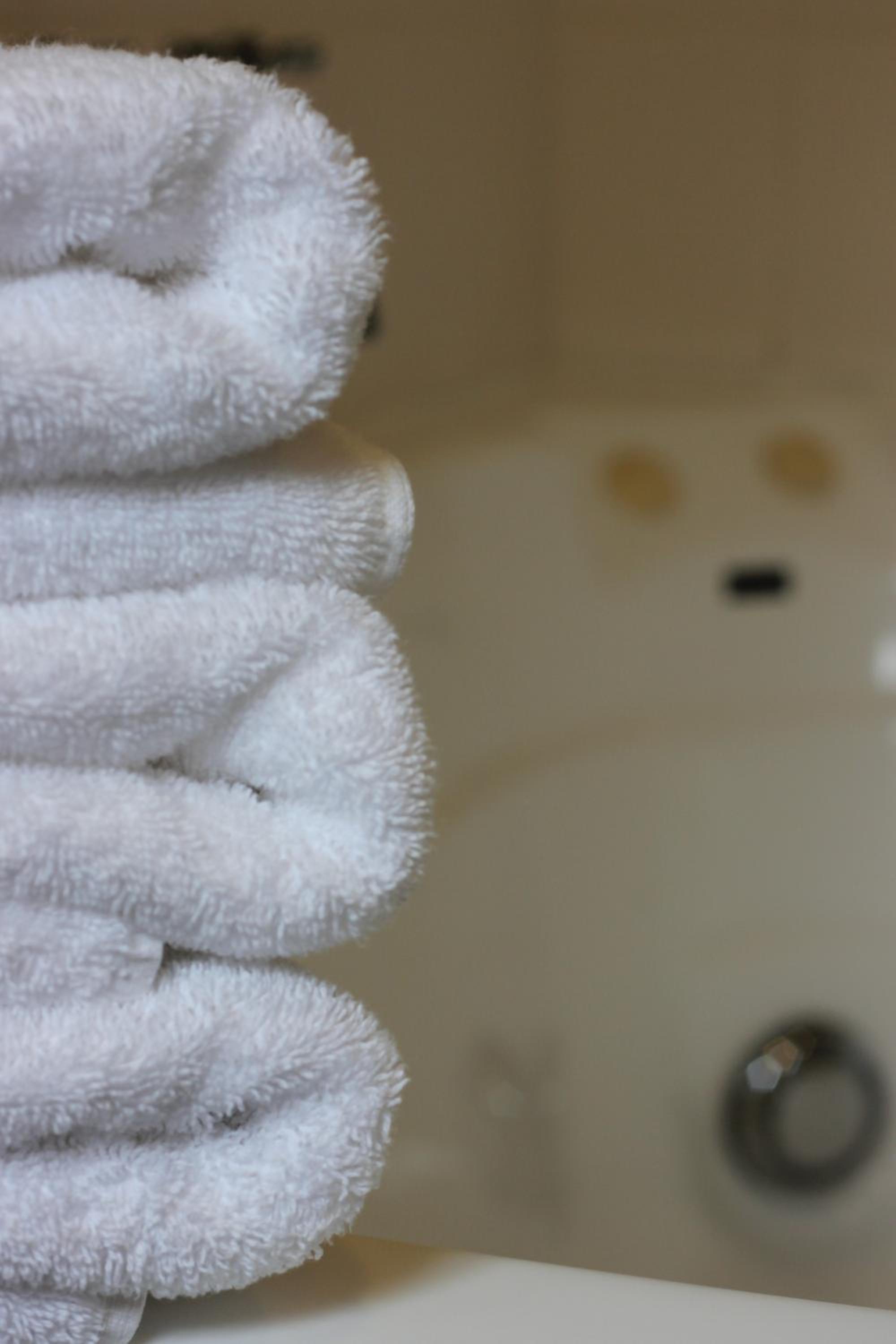 Deluxe King Studio with Spa Bath - Photo 6