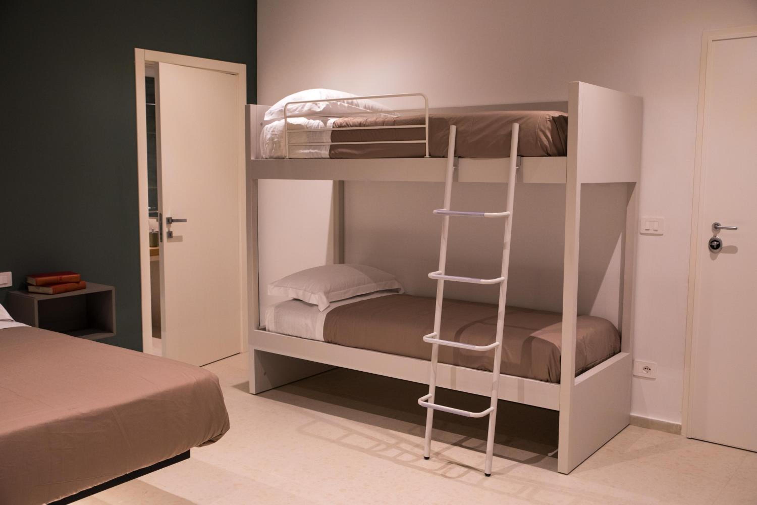 Luxury Quadruple Room photo 2