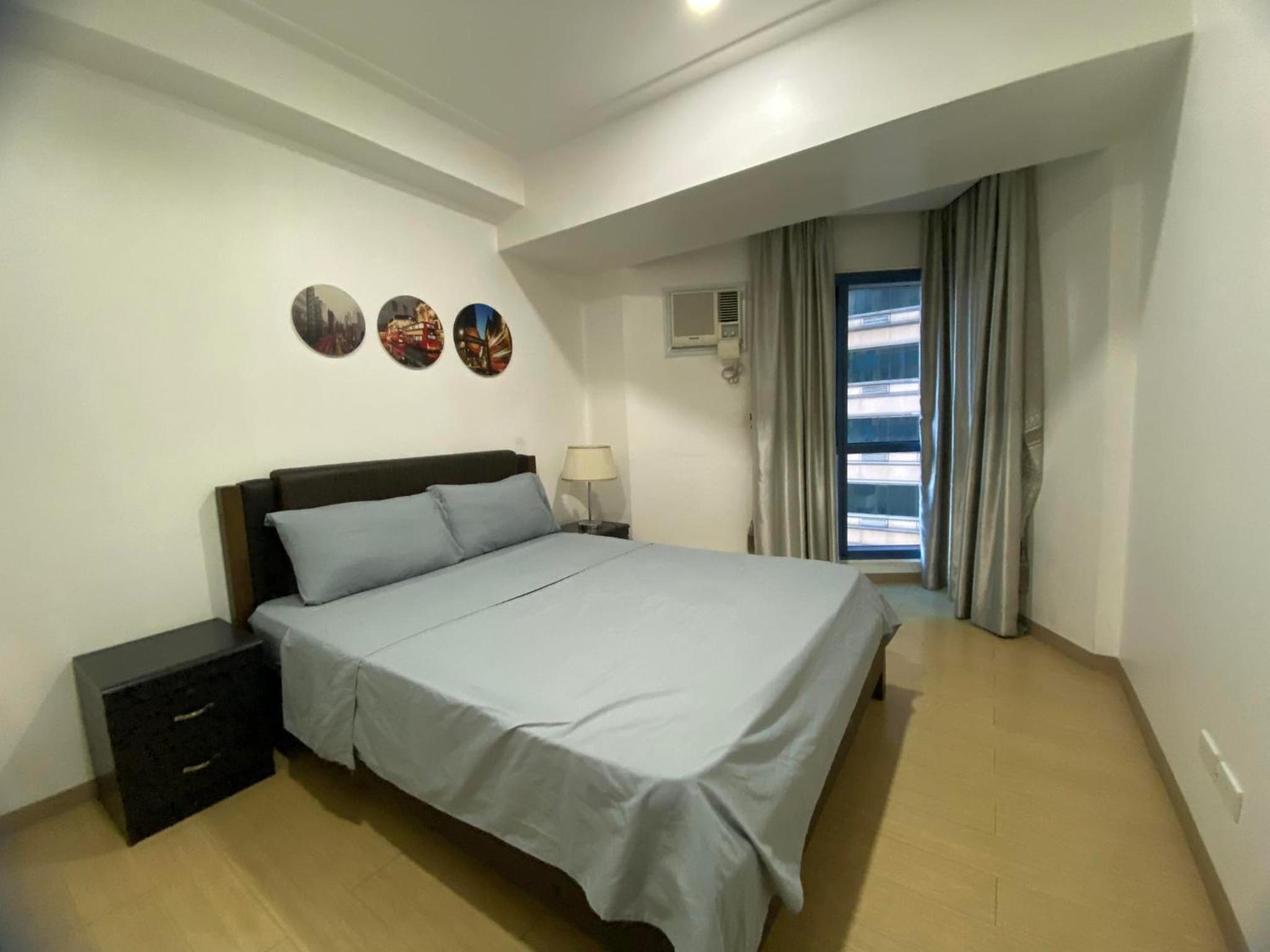 Two-Bedroom Apartment - Photo 2