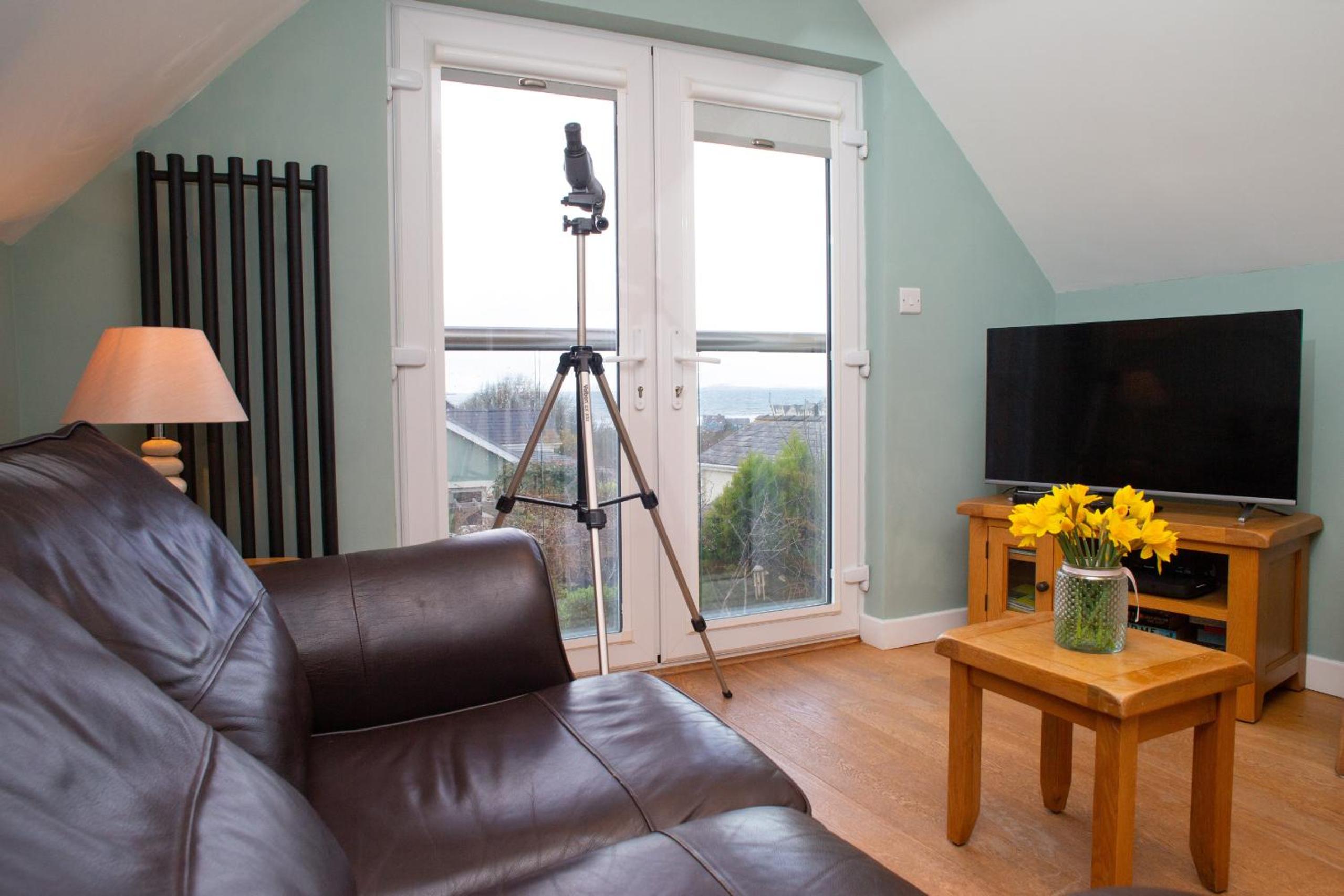 One-Bedroom House photo 1