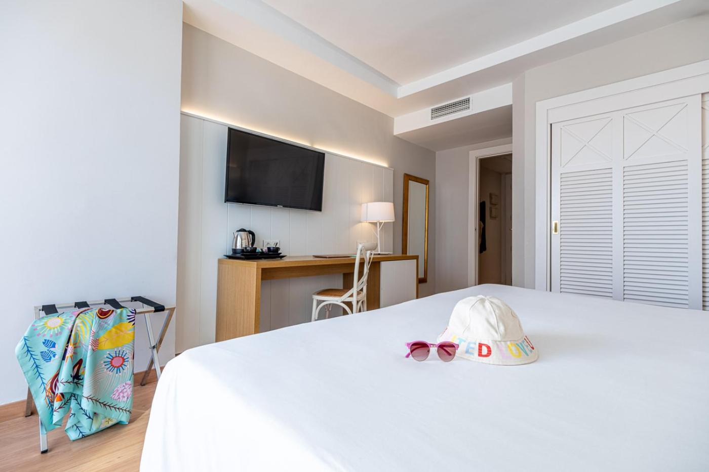 Double Room - Photo 1