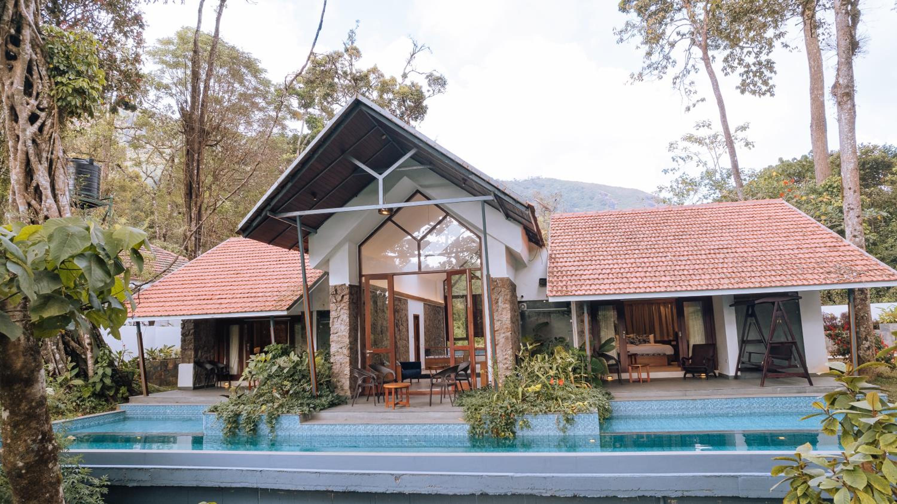 Villa with Private Pool - Photo 20