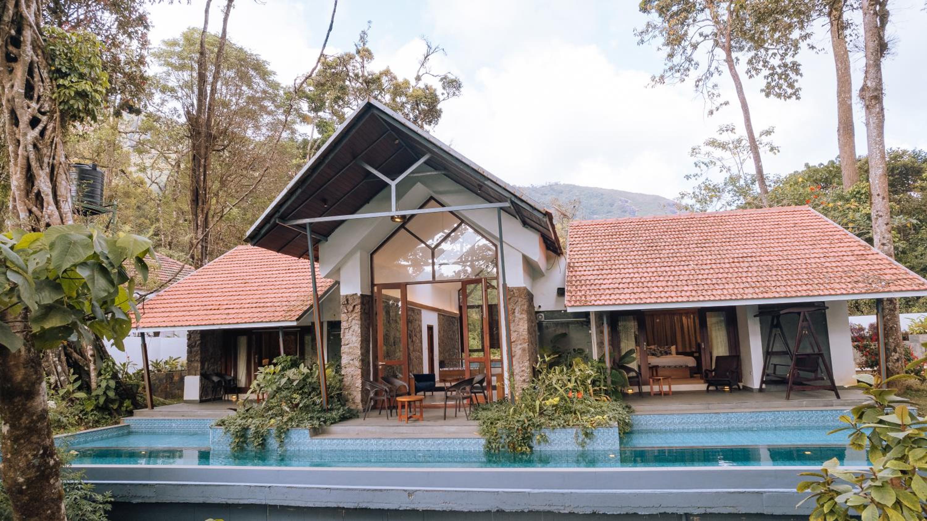 Villa with Private Pool - Photo 9