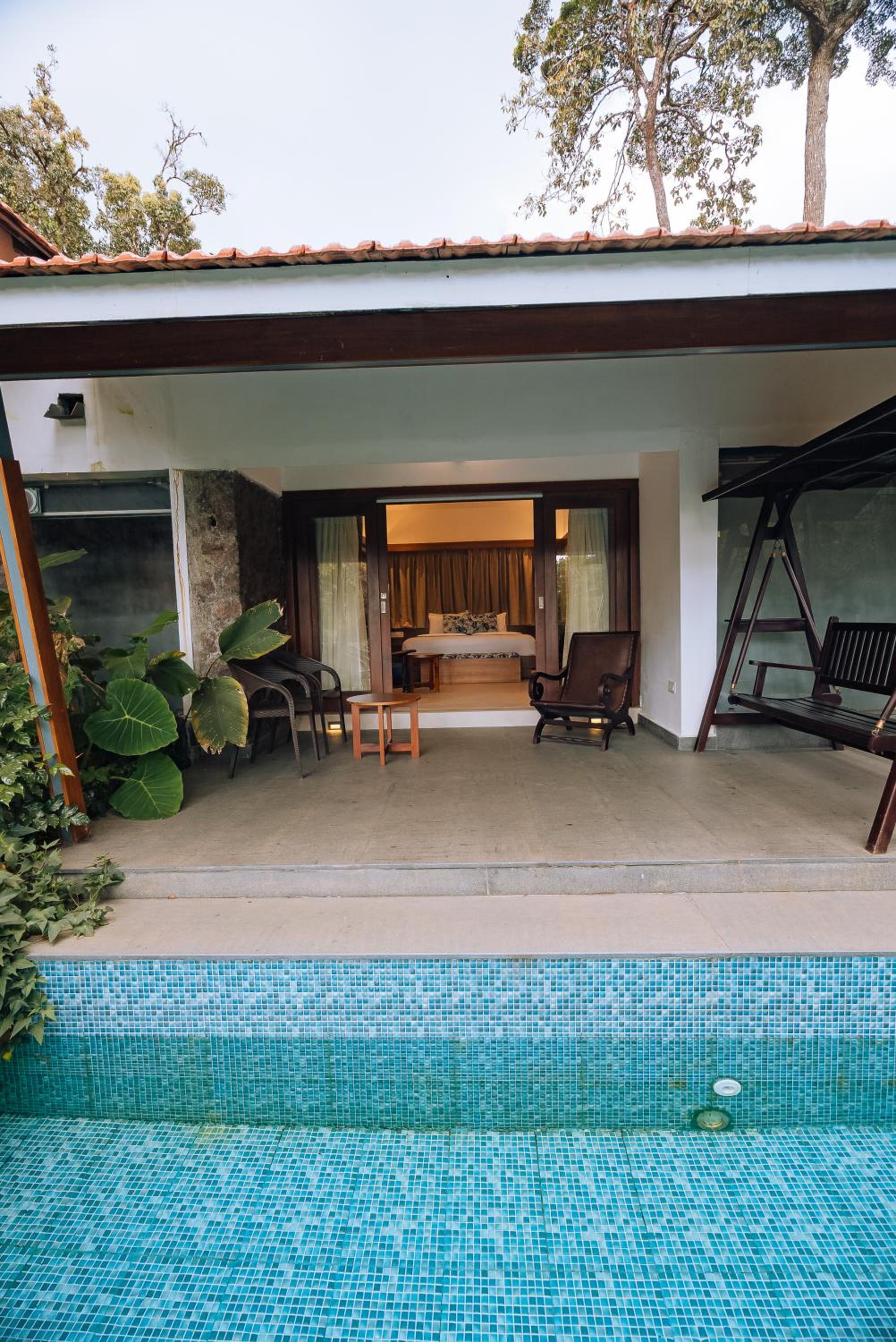 Villa with Private Pool - Photo 14