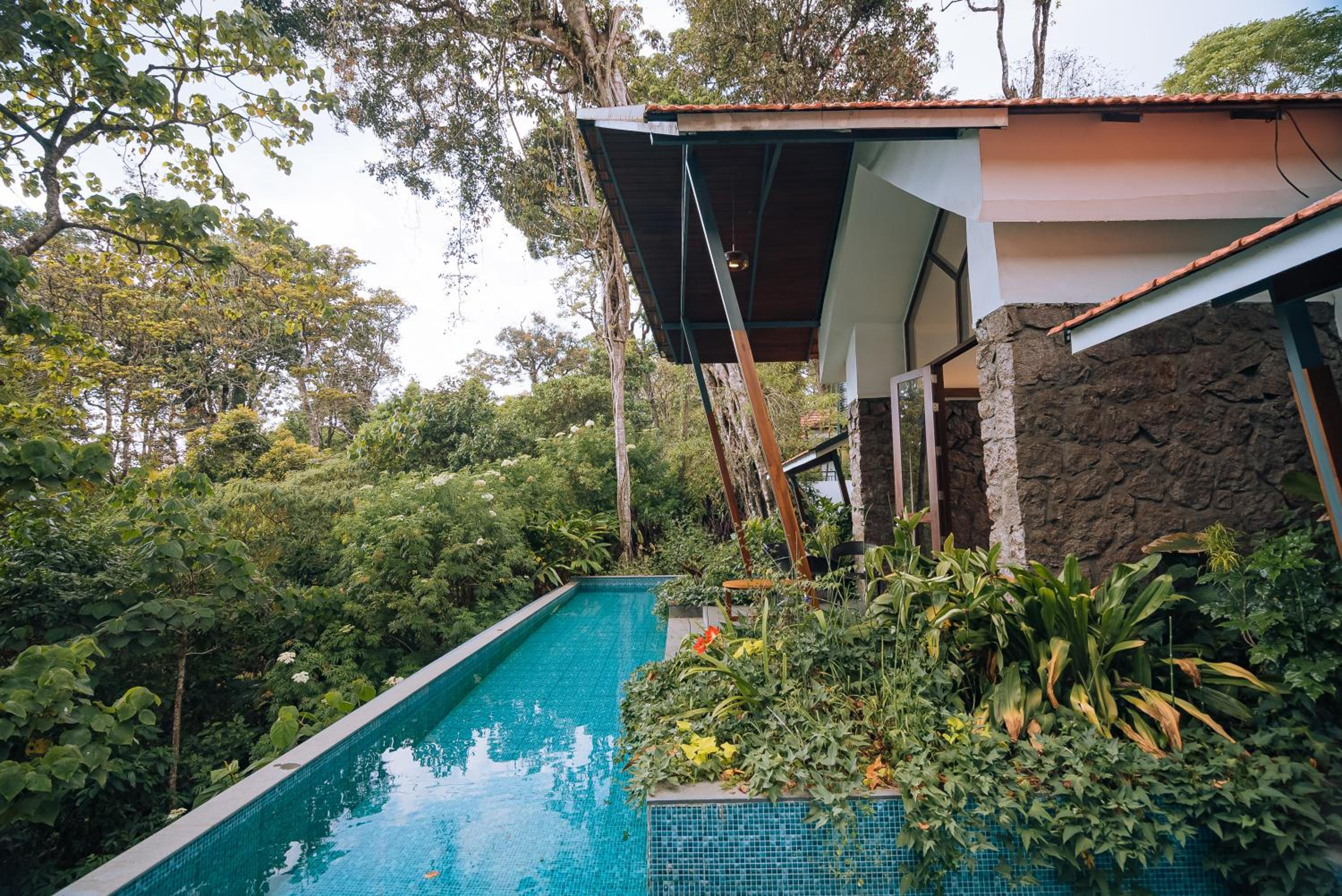 Villa with Private Pool - Photo 4