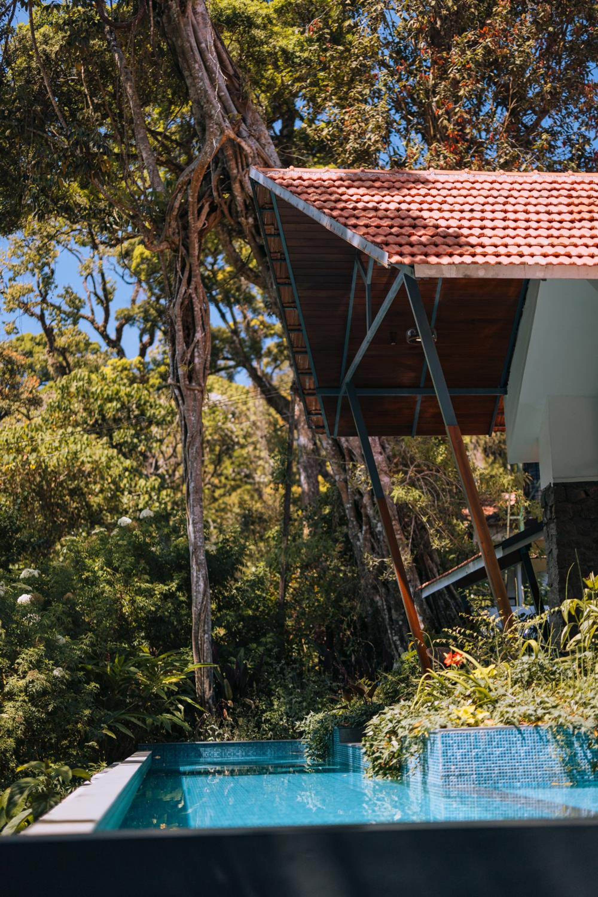 Villa with Private Pool - Photo 3