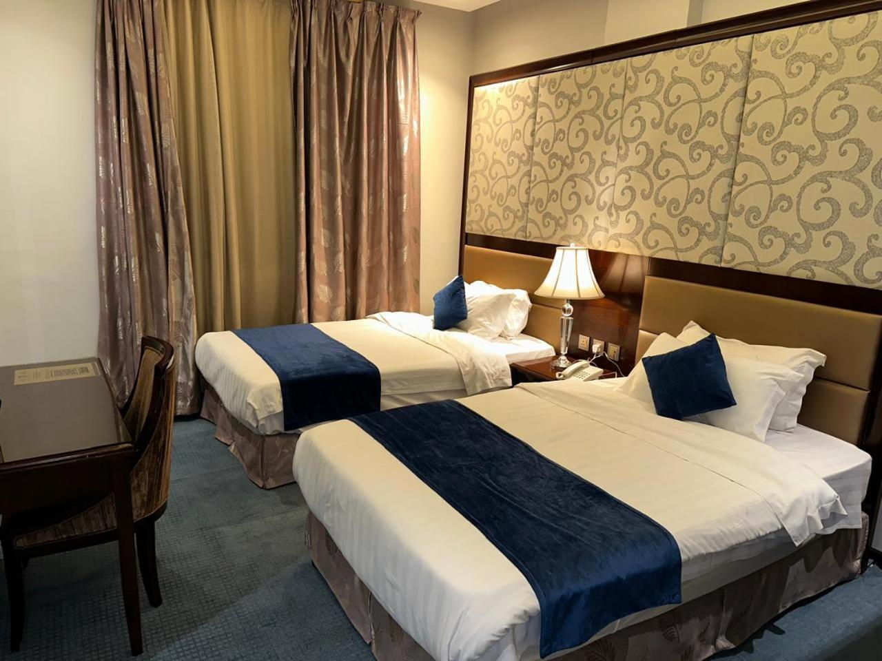 Double Room with Private Bathroom - Photo 1