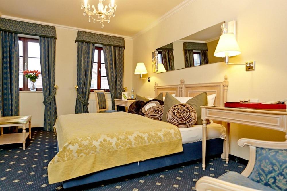 Standard Double Room photo 3