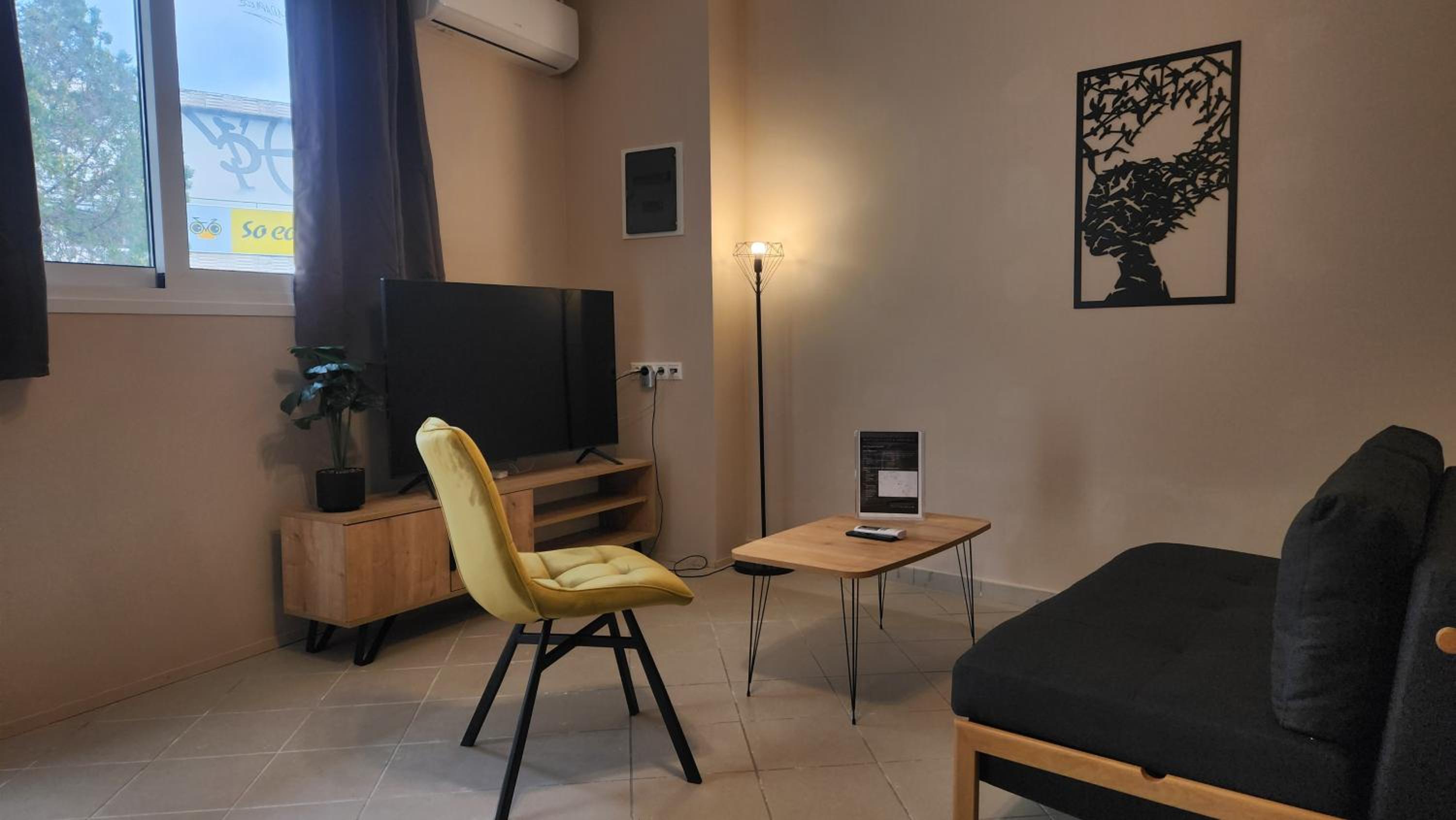 Ground Floor Studio photo 2