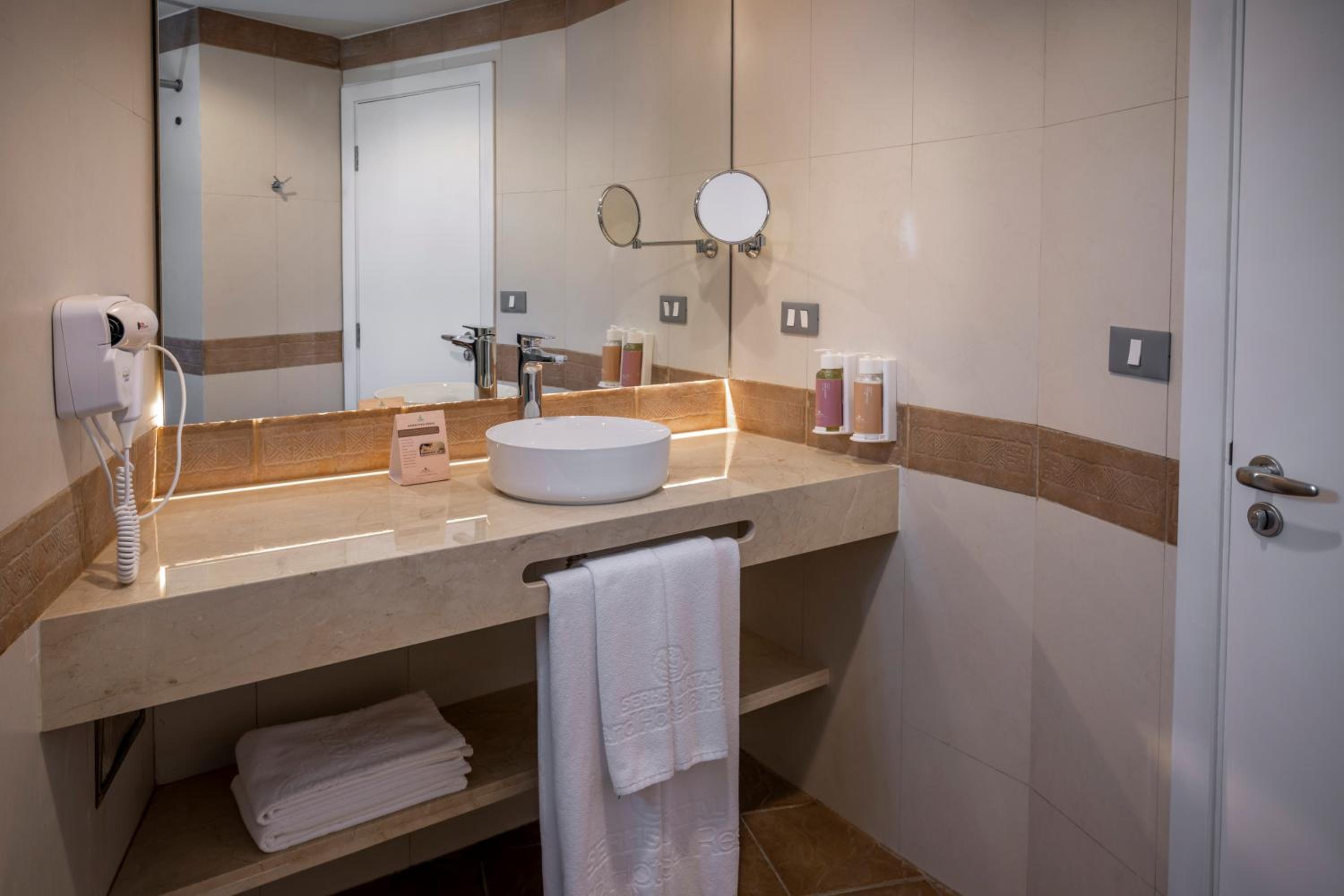 Prime Junior Suite with Side Sea View