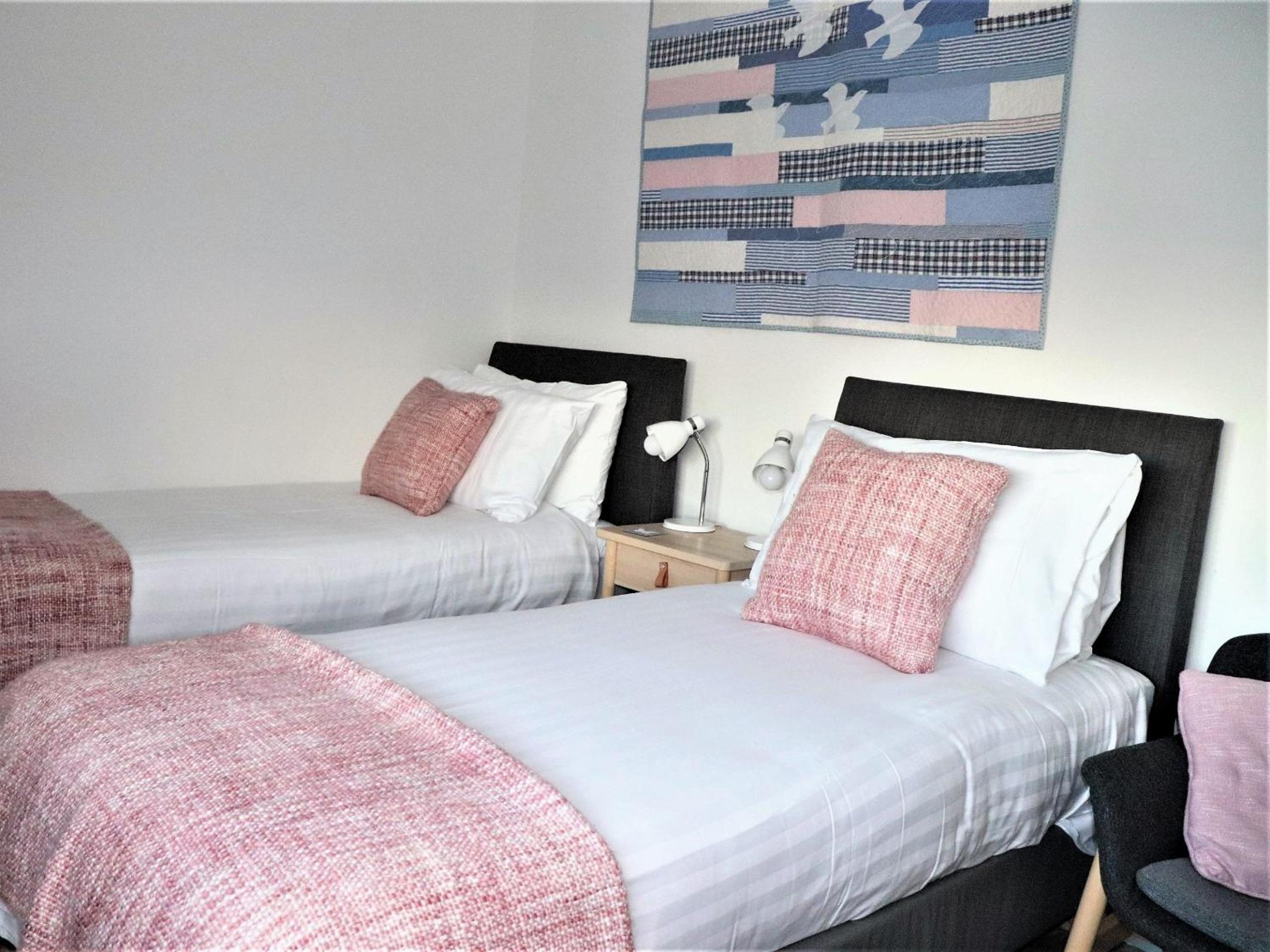 Three-Bedroom Apartment - Photo 10