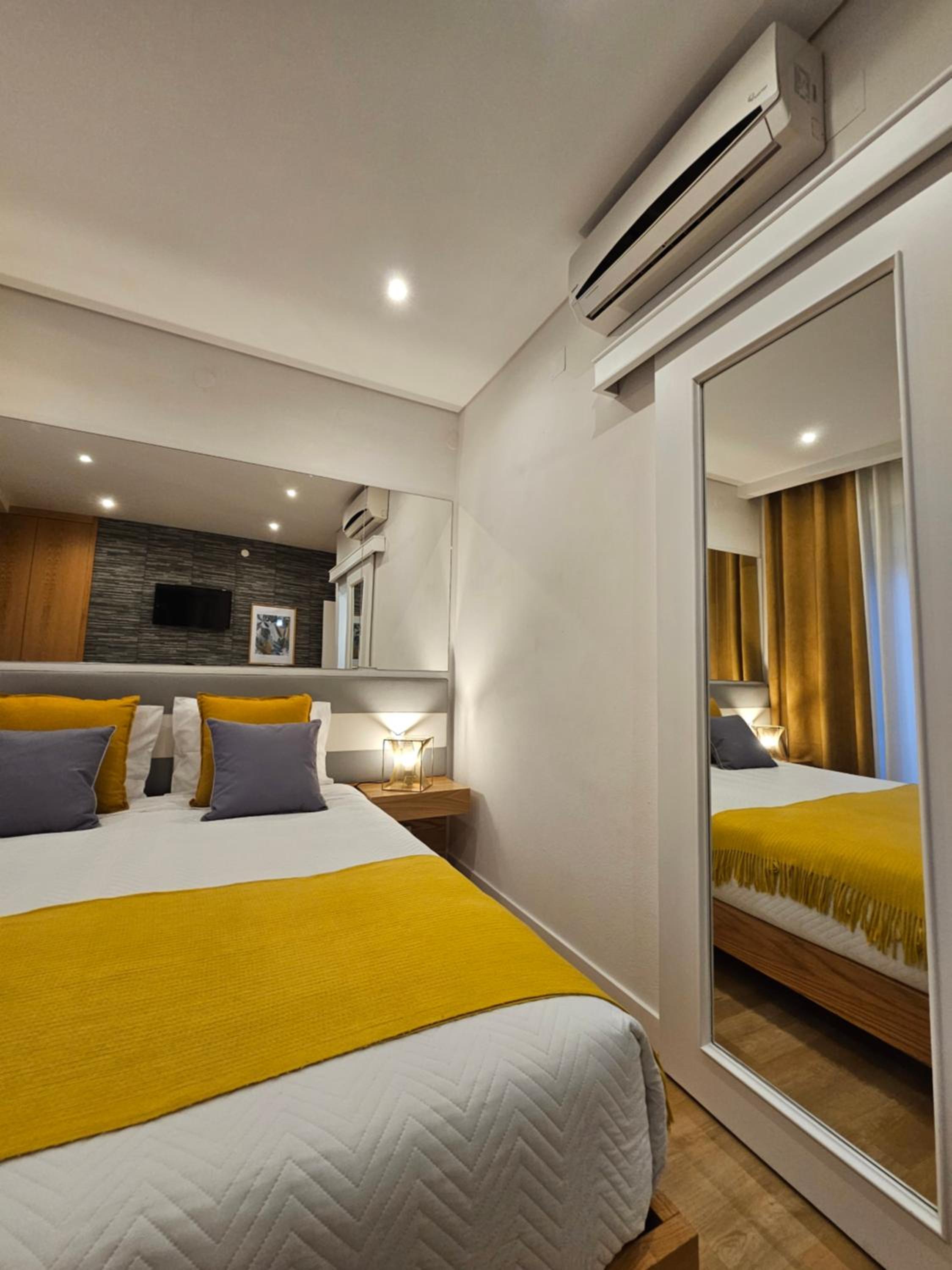 Three-Bedroom House - Photo 35