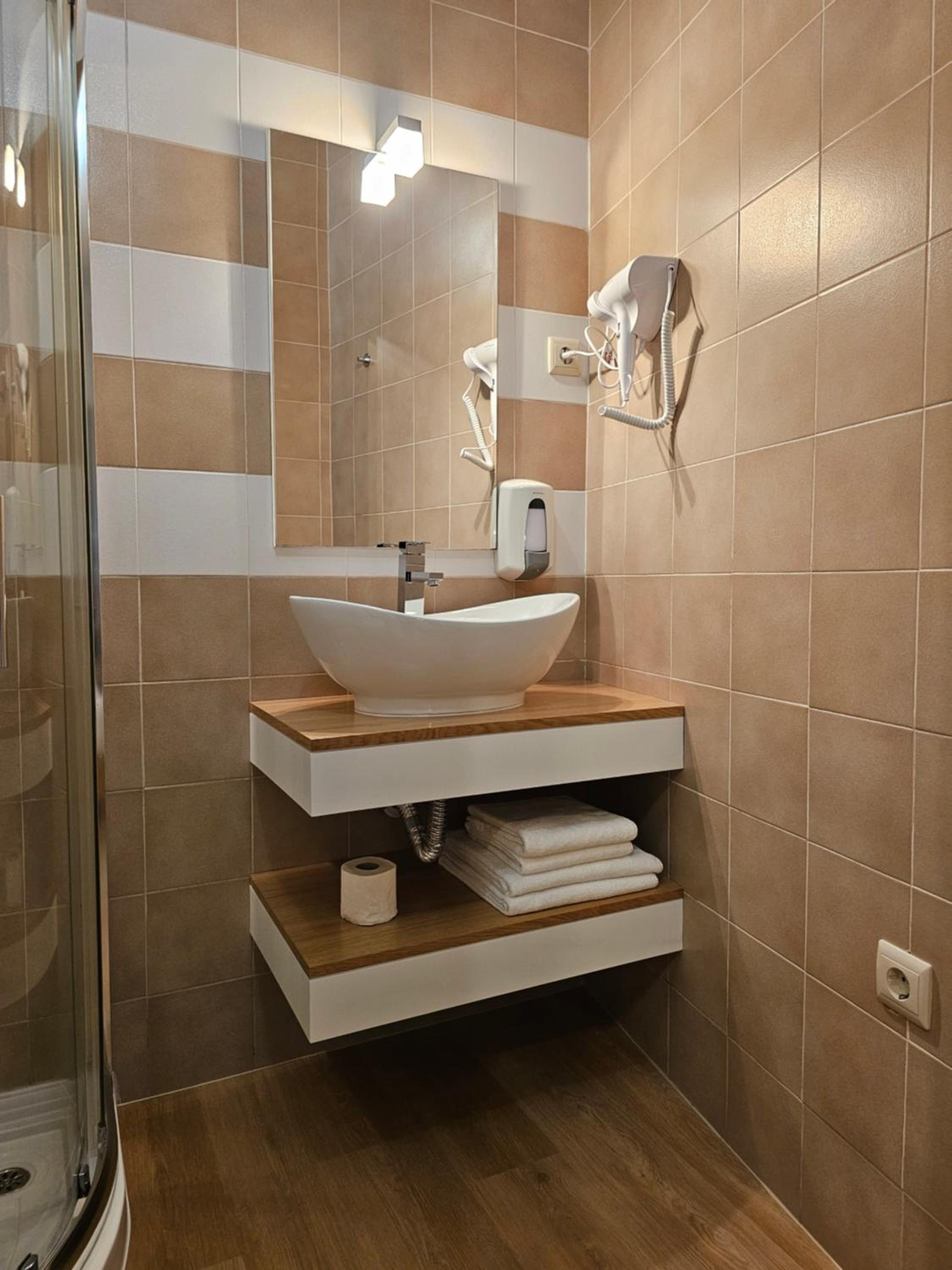 Three-Bedroom House - Photo 11