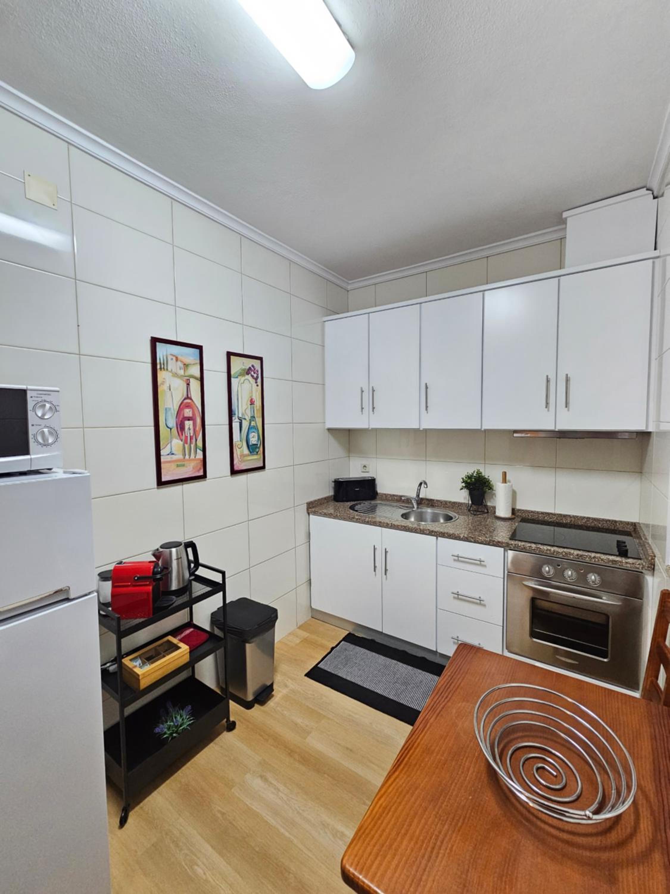 Three-Bedroom House - Photo 8