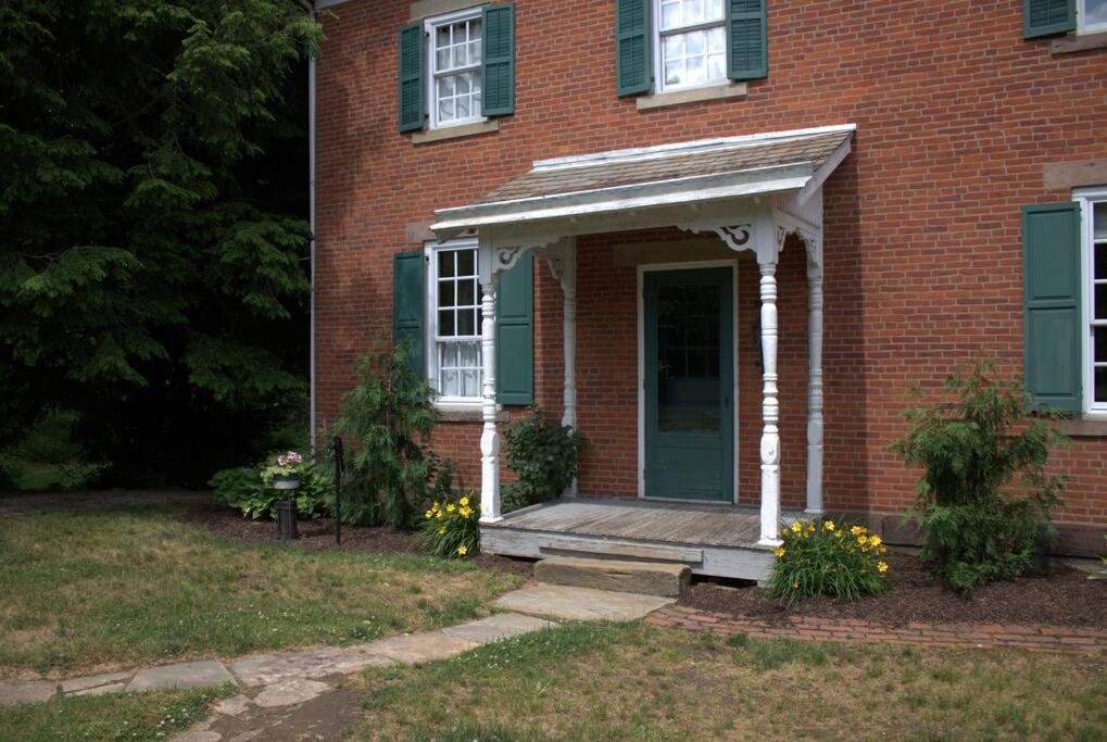 Four-Bedroom House photo 2