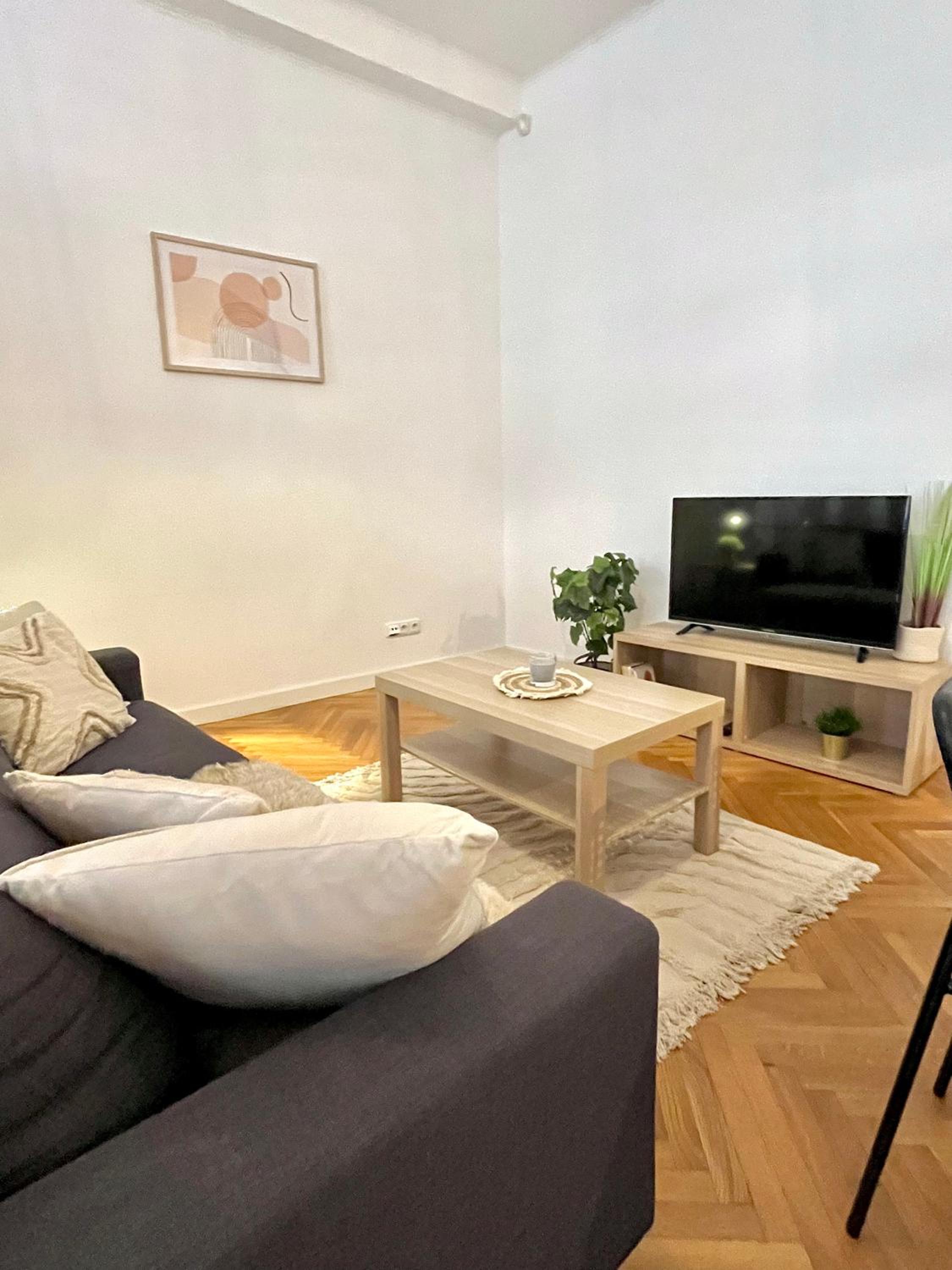 Apartment - Photo 9