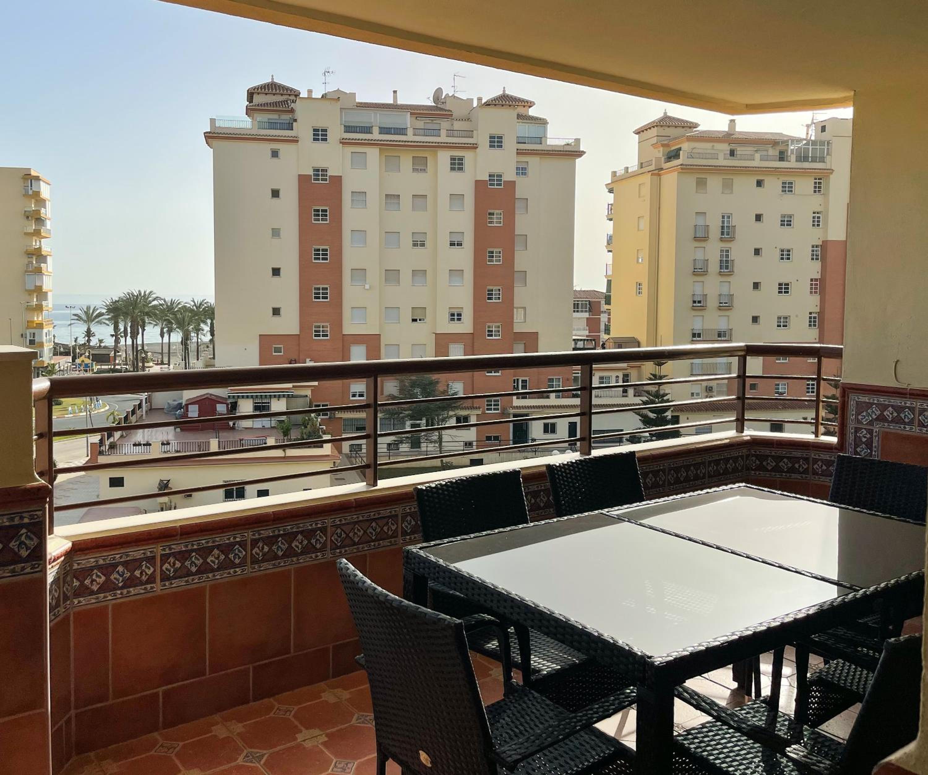 Three-Bedroom Apartment with Water View photo 3