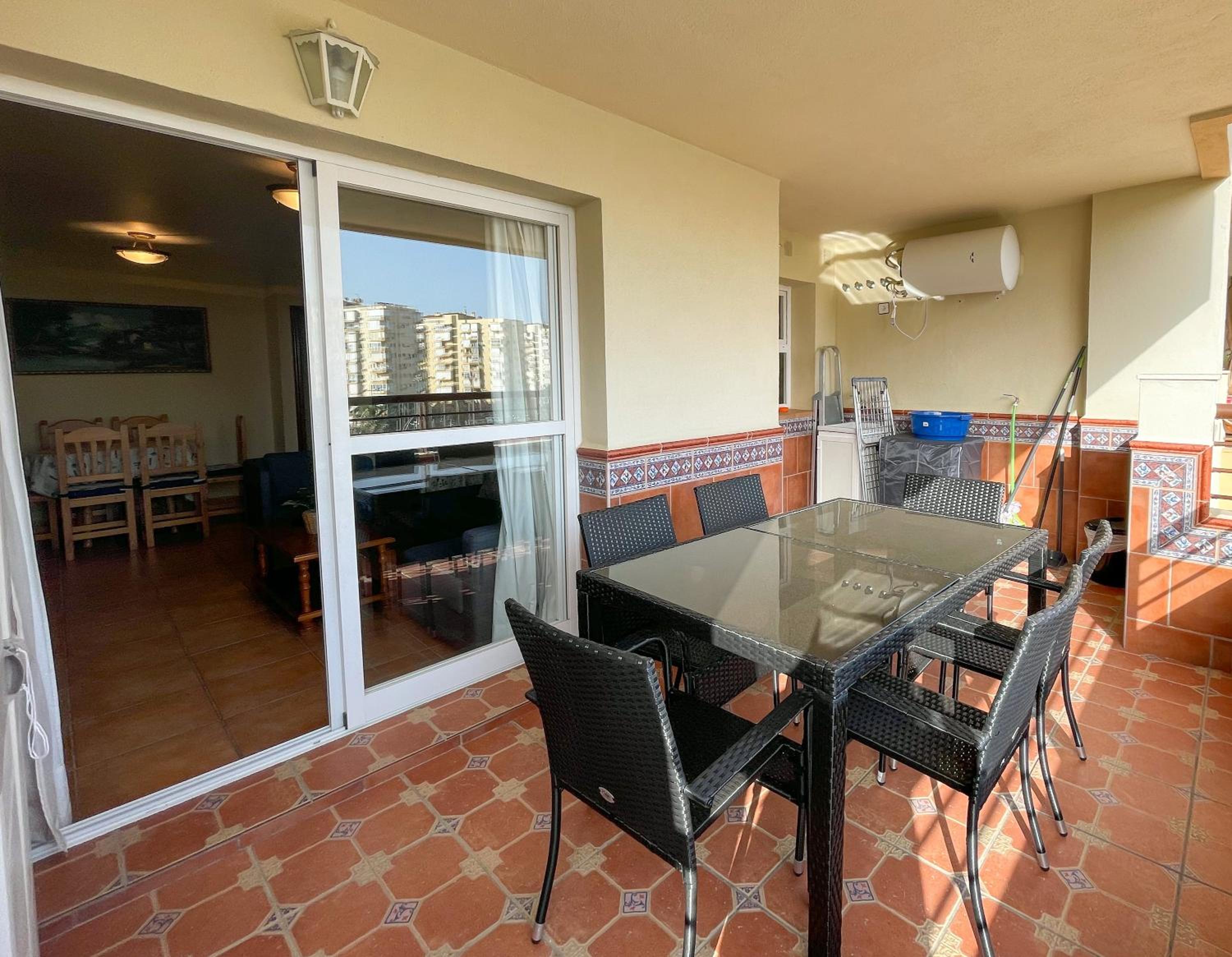 Three-Bedroom Apartment with Water View photo 2