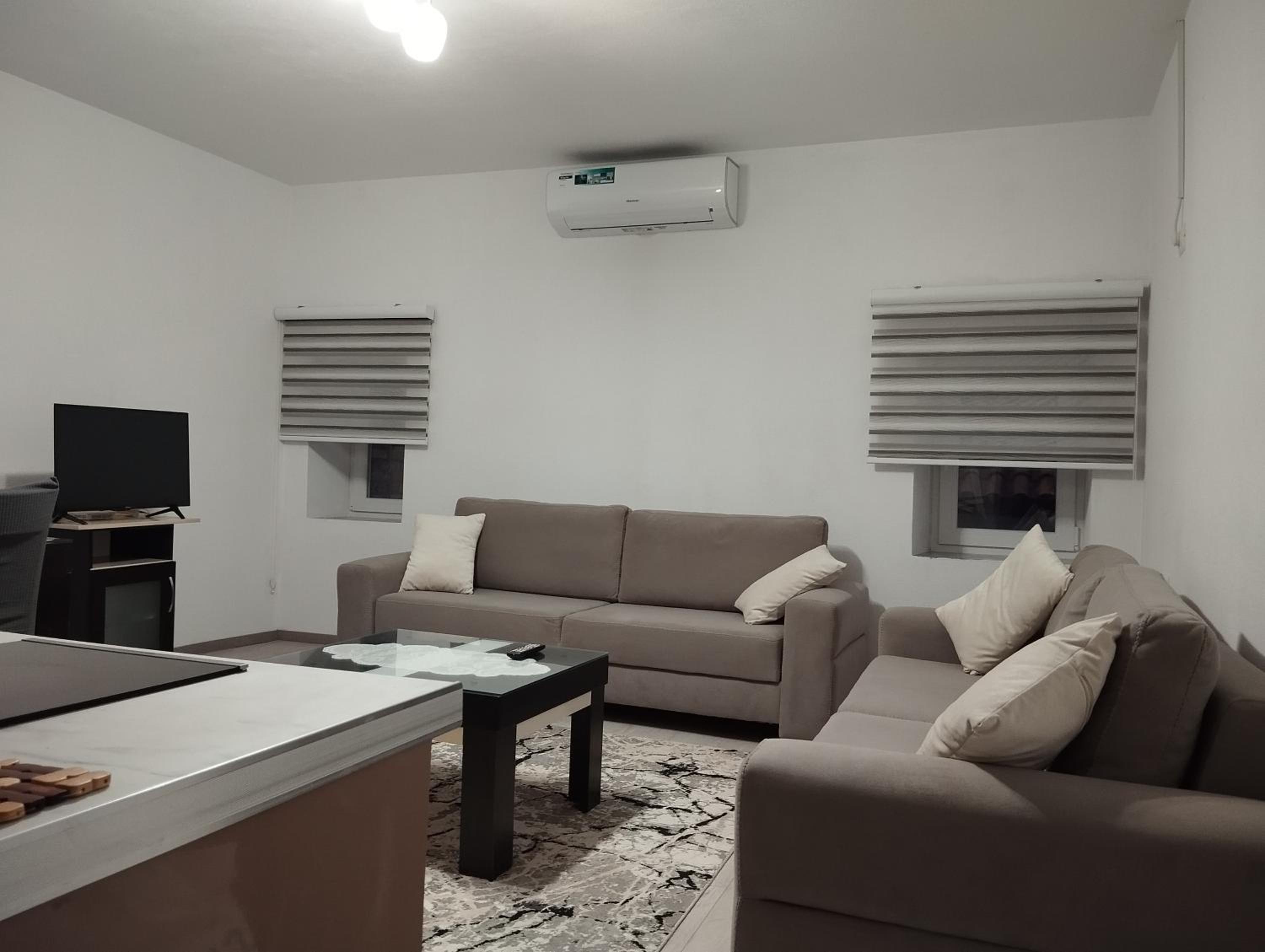 One-Bedroom House photo 3