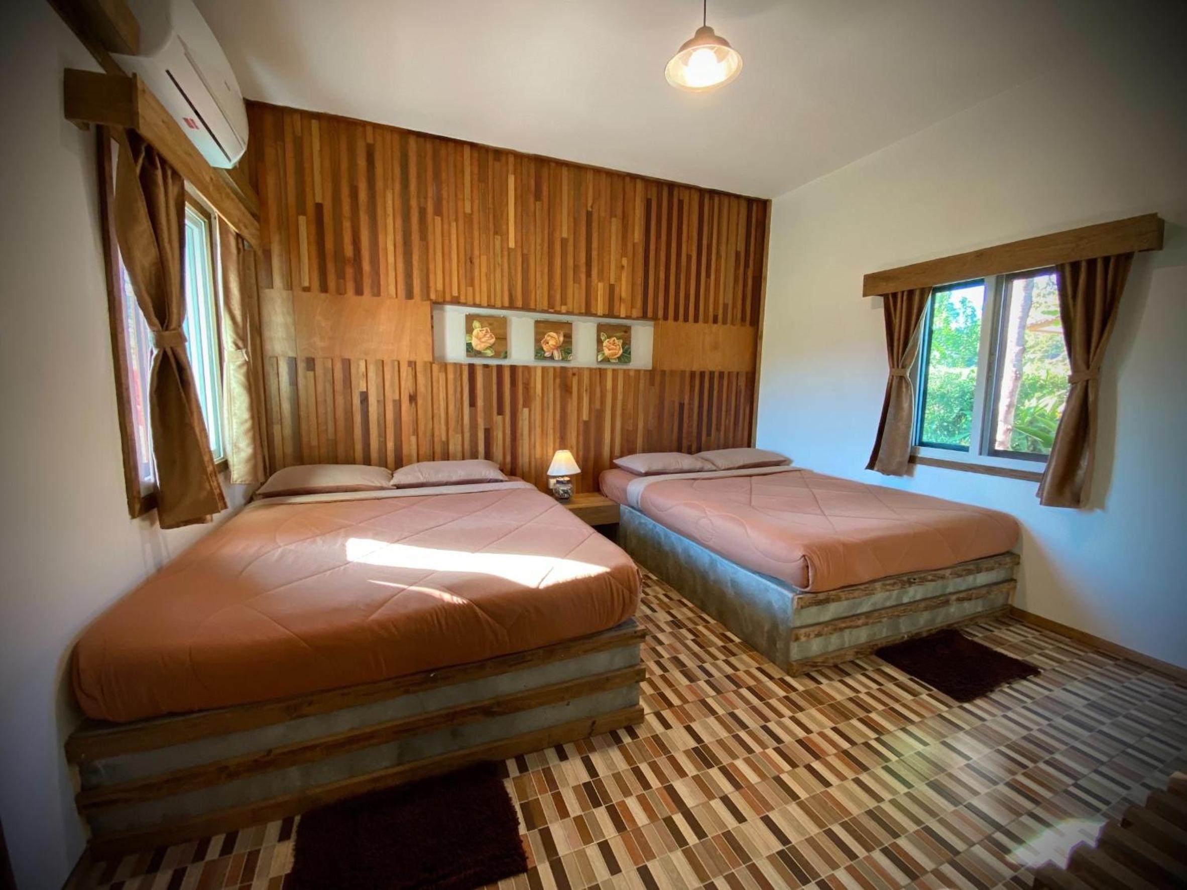 Deluxe Family Suite photo 3