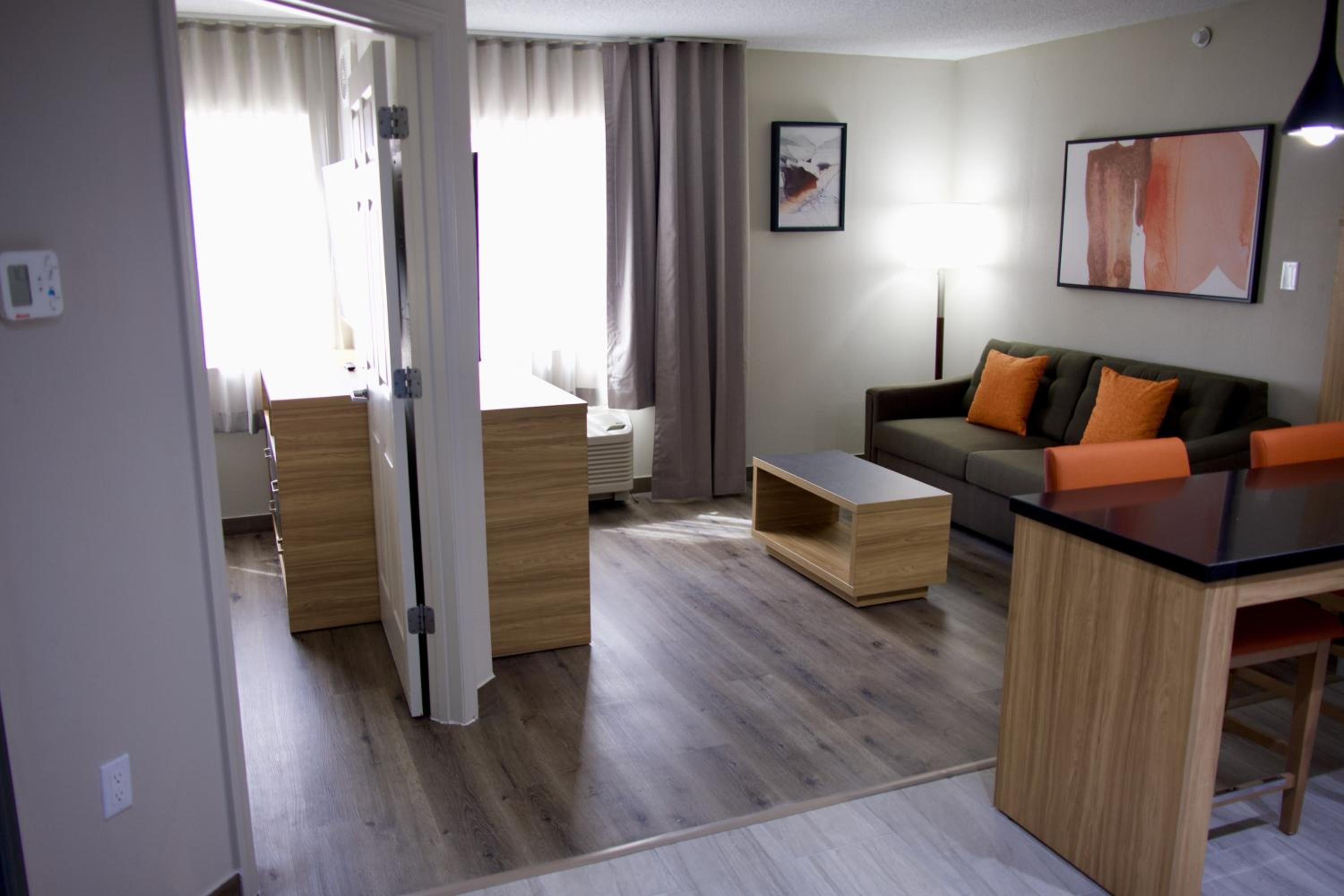 Studio Suite - Photo 5