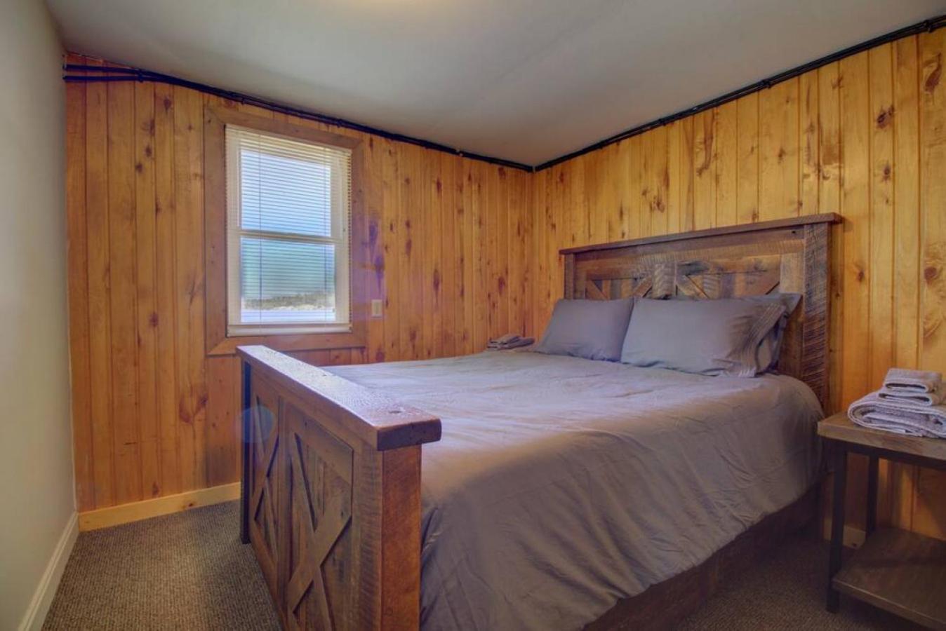 One-Bedroom House photo 2