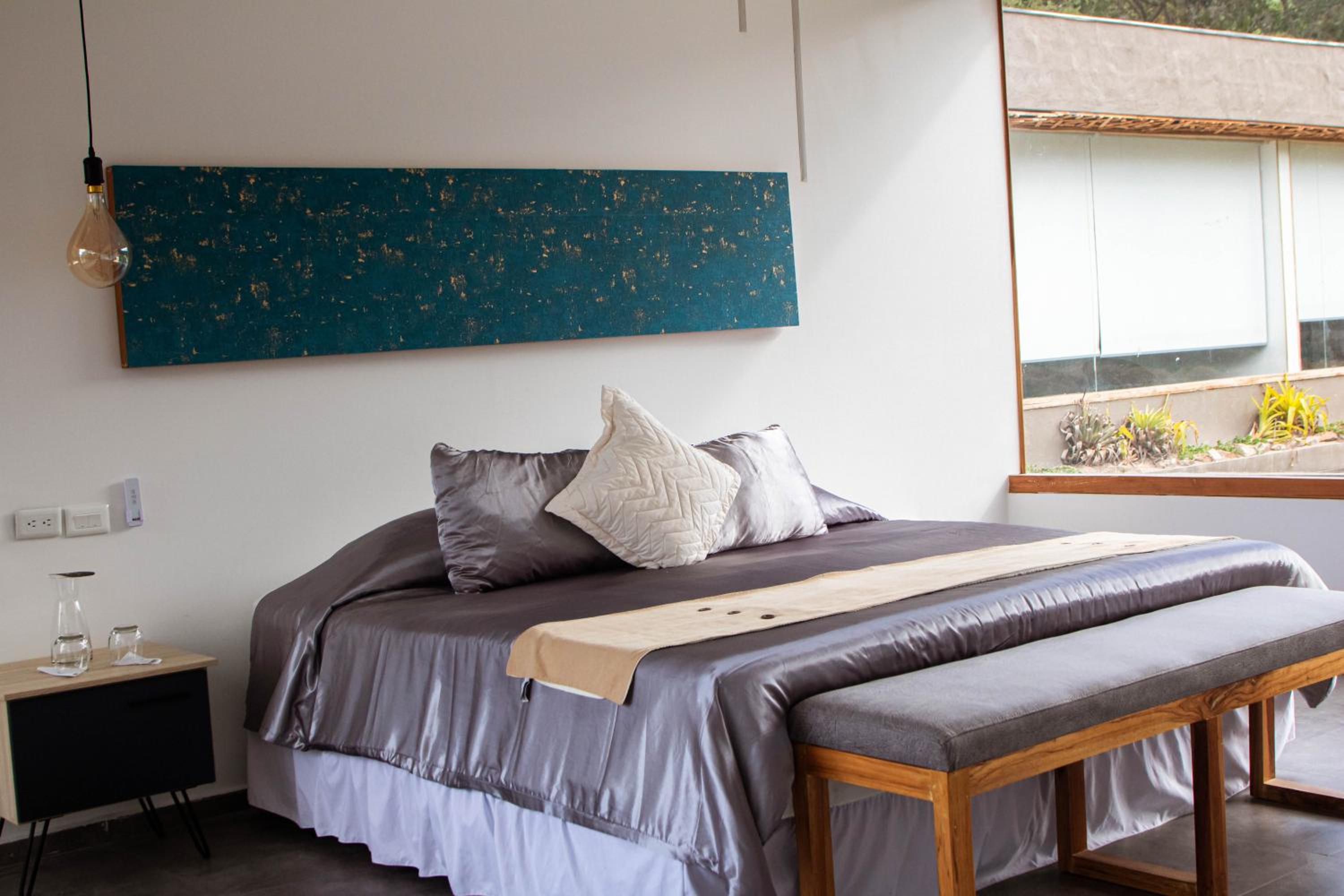 One-bedroom Loft Apartment  photo 2