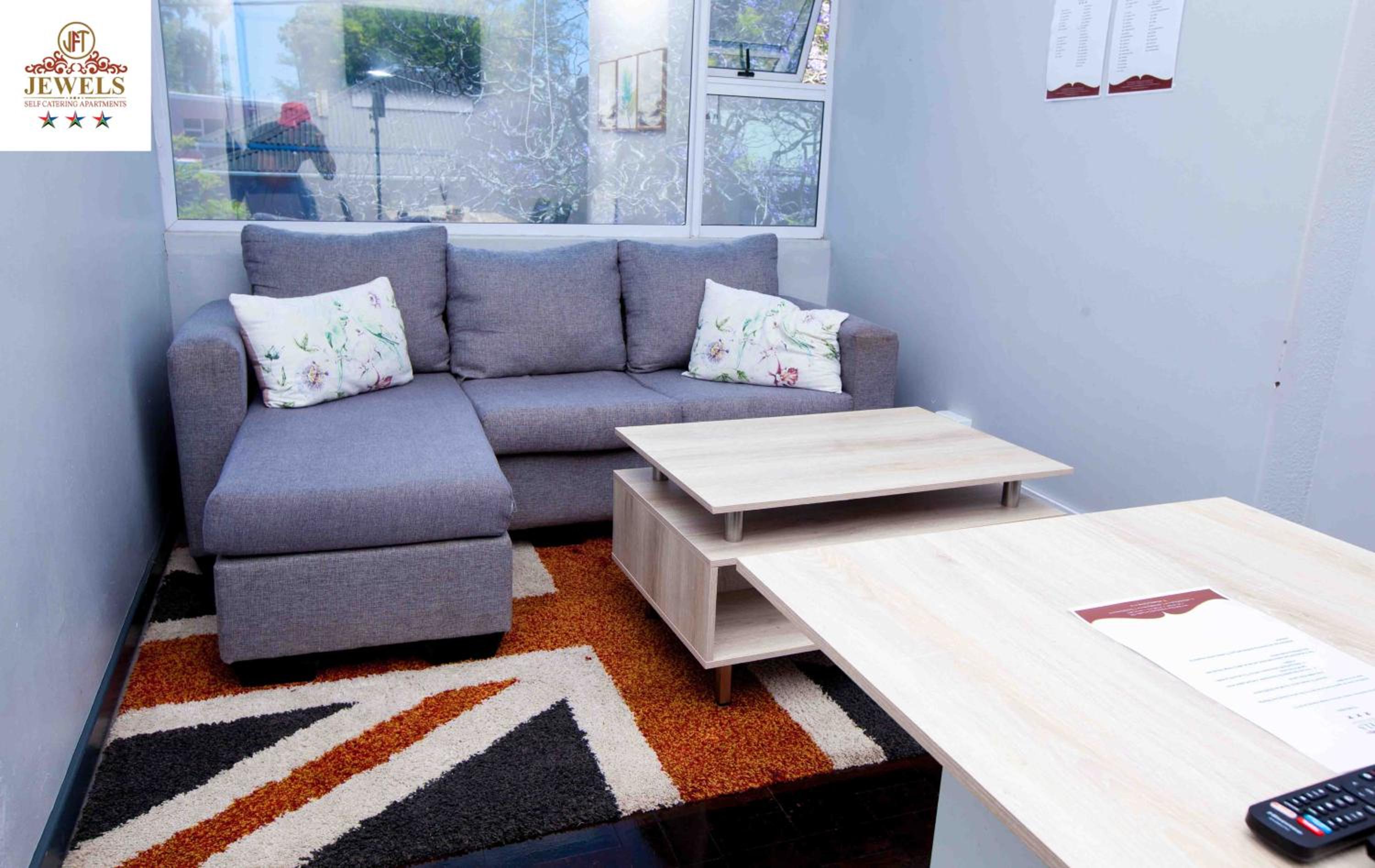 Apartment - Split Level - Photo 33