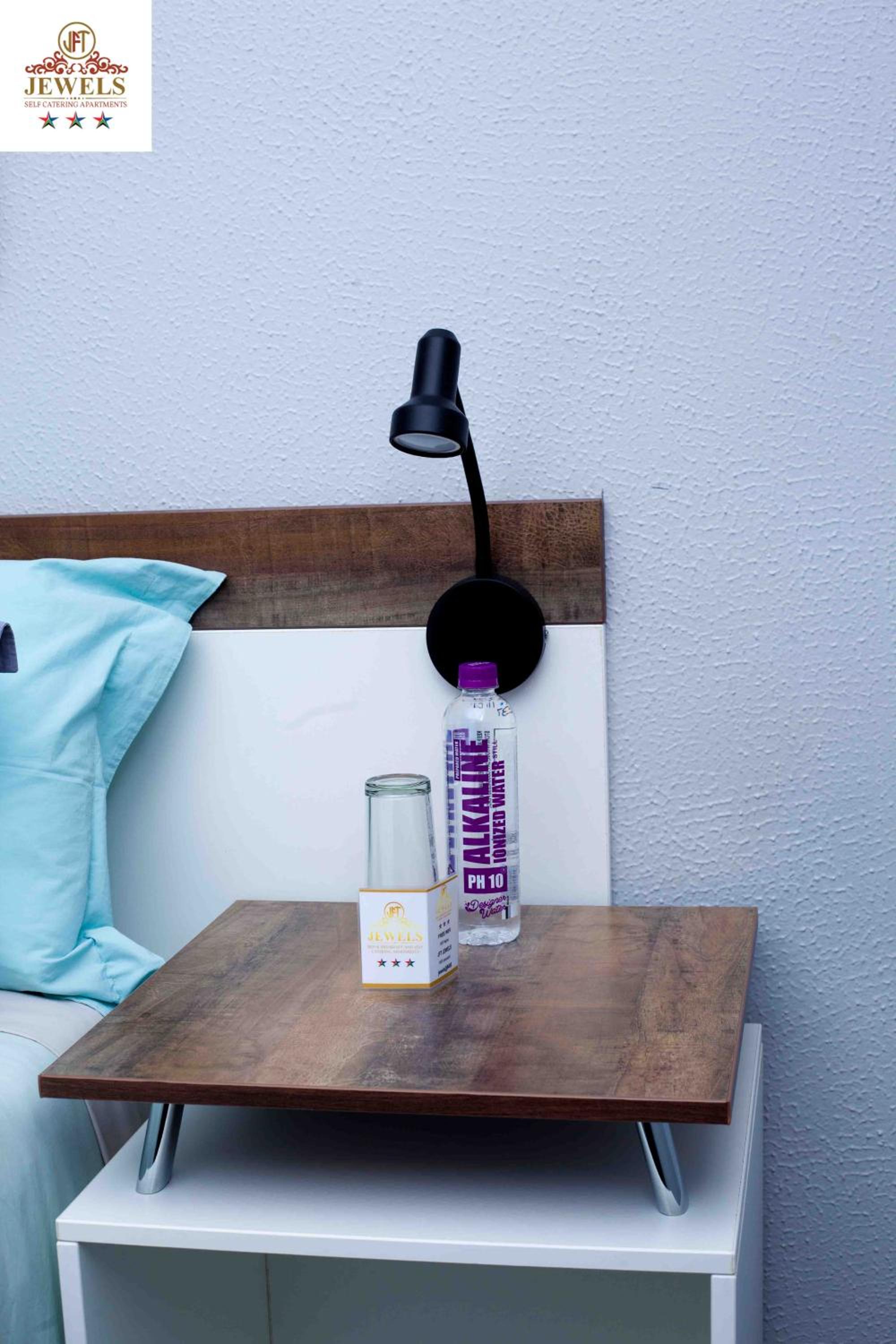 Apartment - Split Level - Photo 2